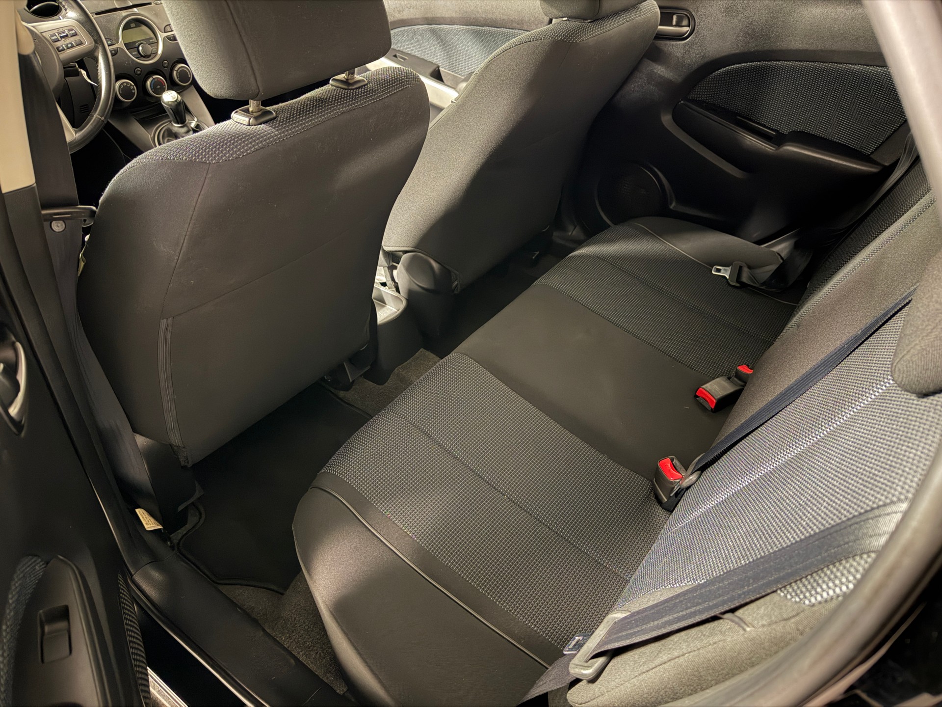 MAZDA 2 1.5i 16V Sport-image-9