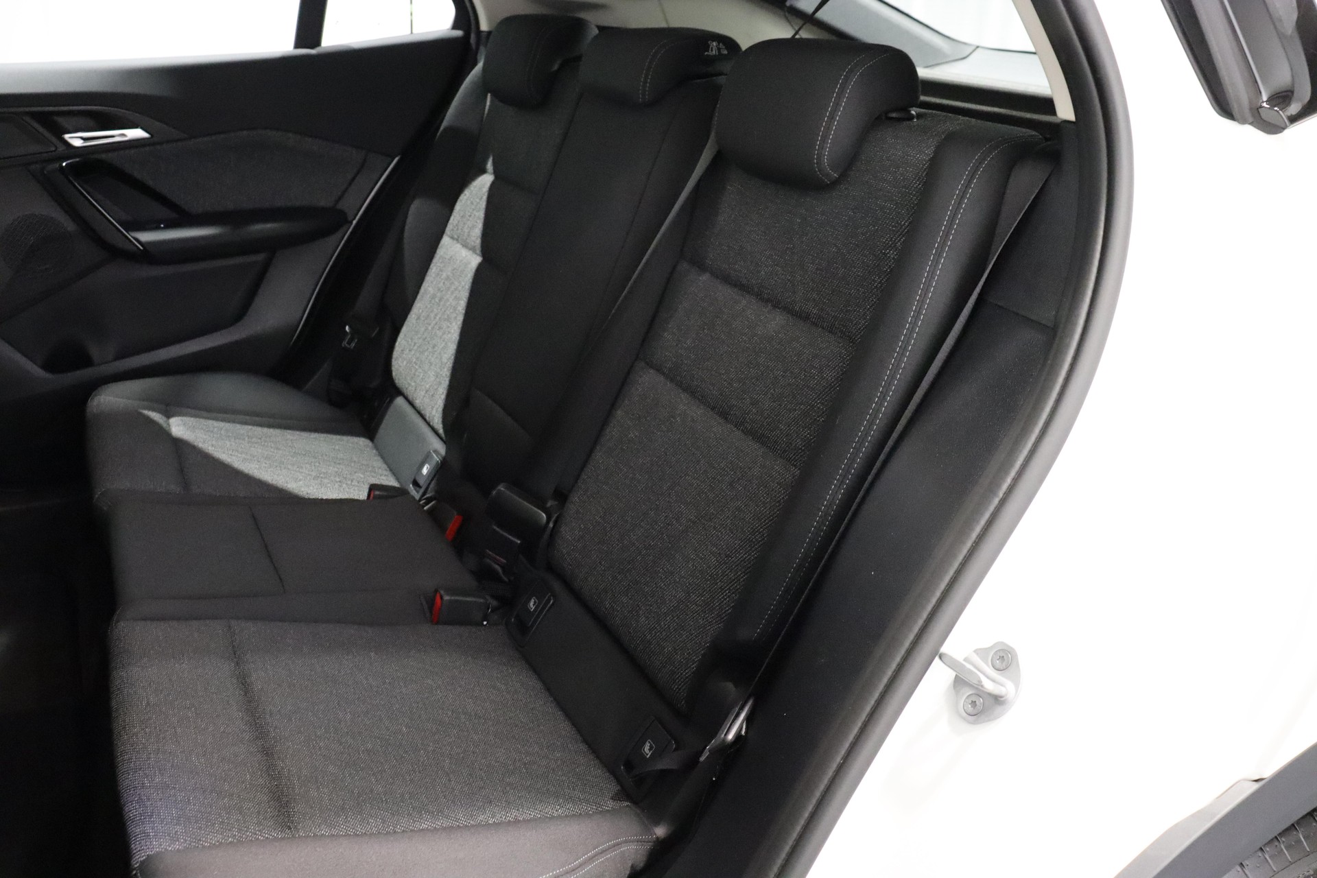 BMW X2 U10 20i sDrive-image-9
