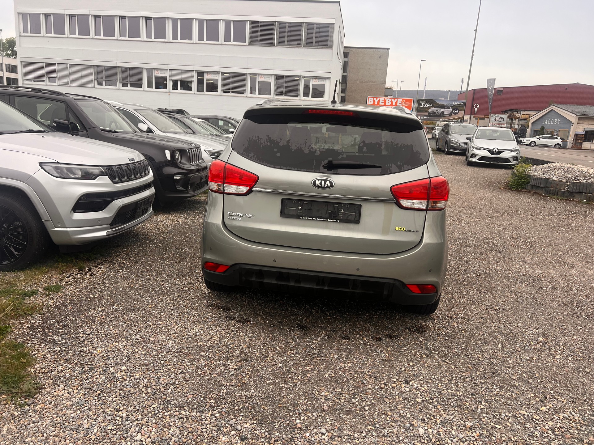 KIA Carens 1.6 GDI Trend-image-3