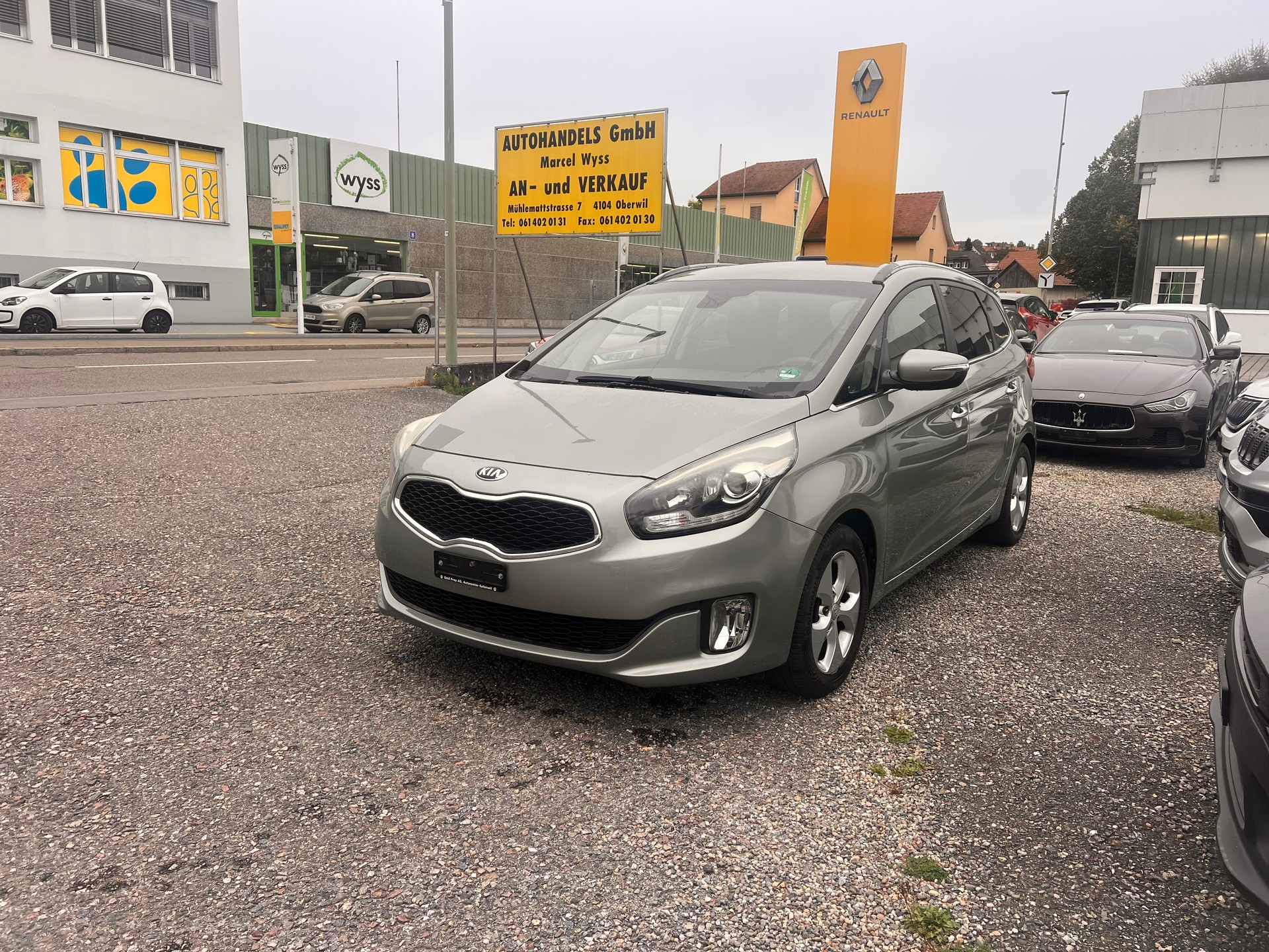 KIA Carens 1.6 GDI Trend-image-2