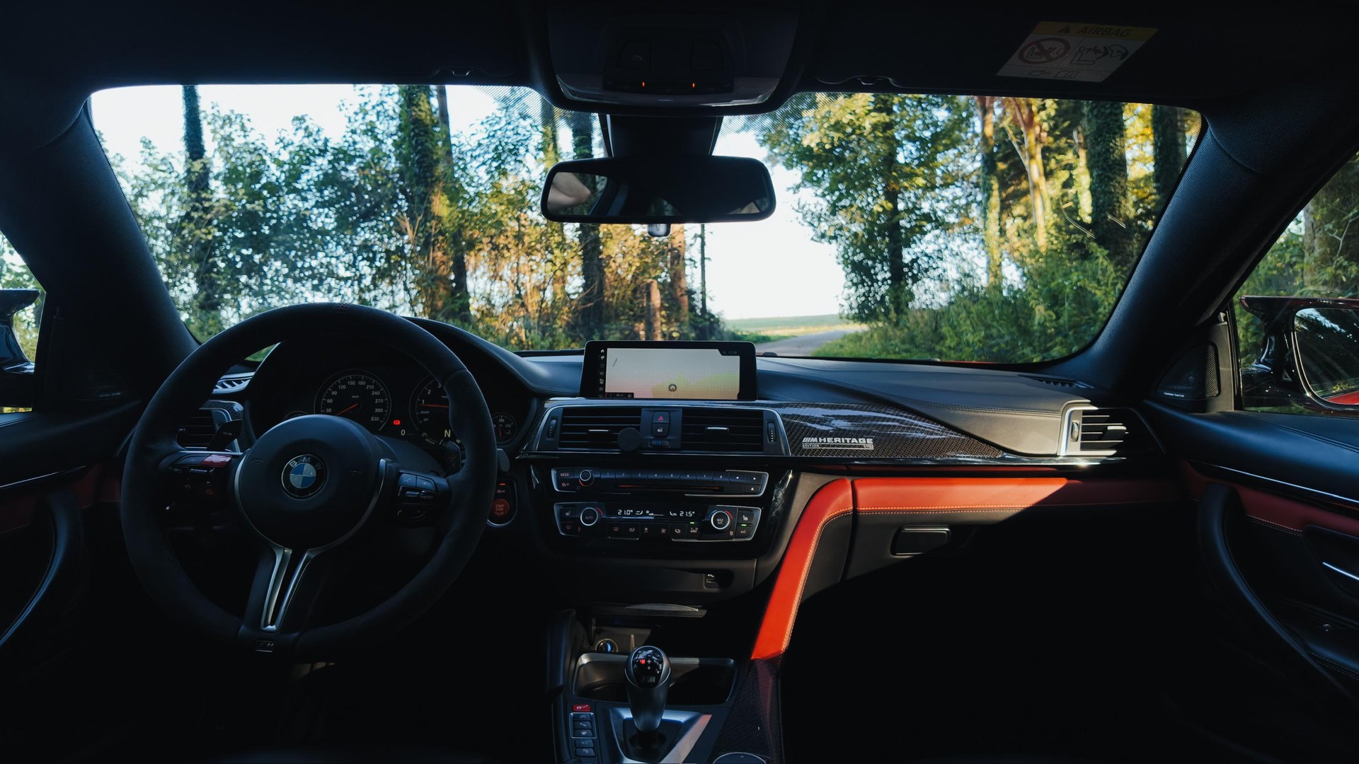 BMW M4 Coupé Limited Edition DKG-image-8
