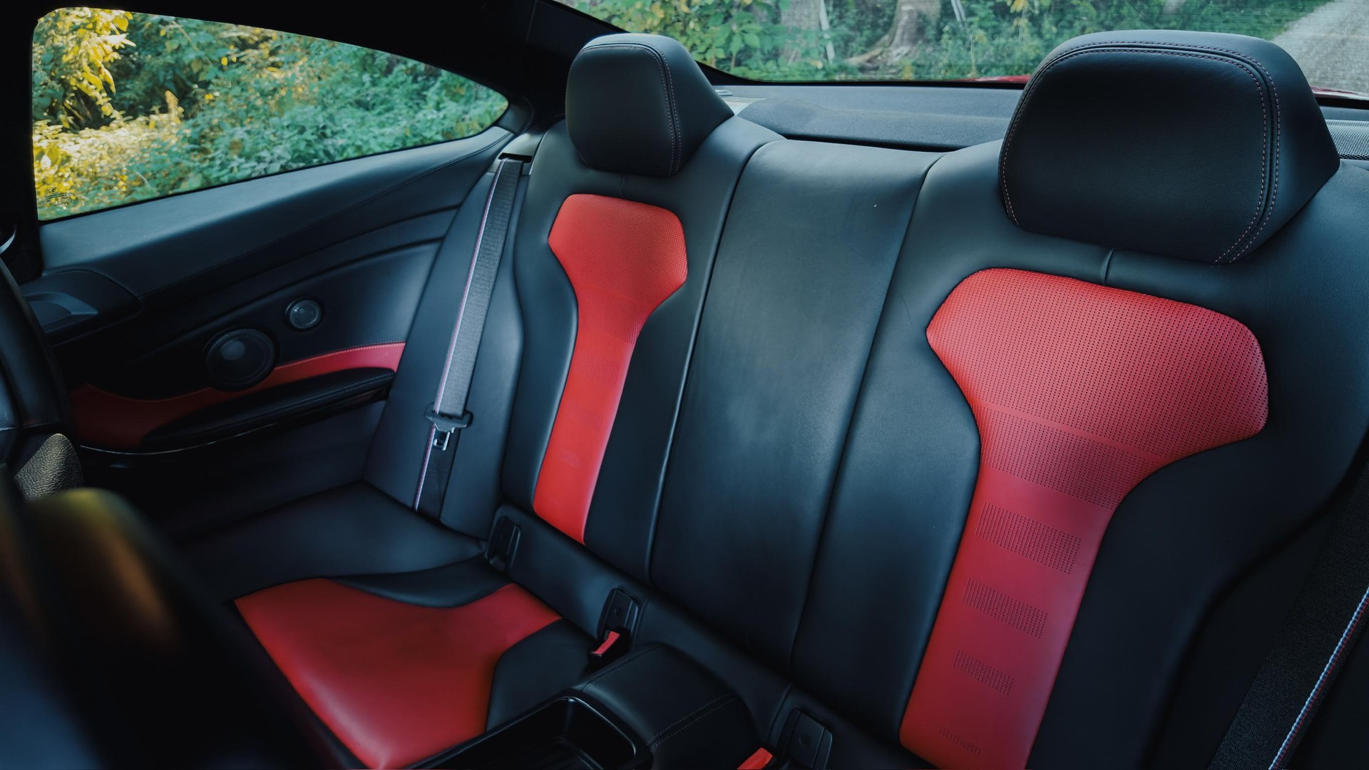 BMW M4 Coupé Limited Edition DKG-image-12