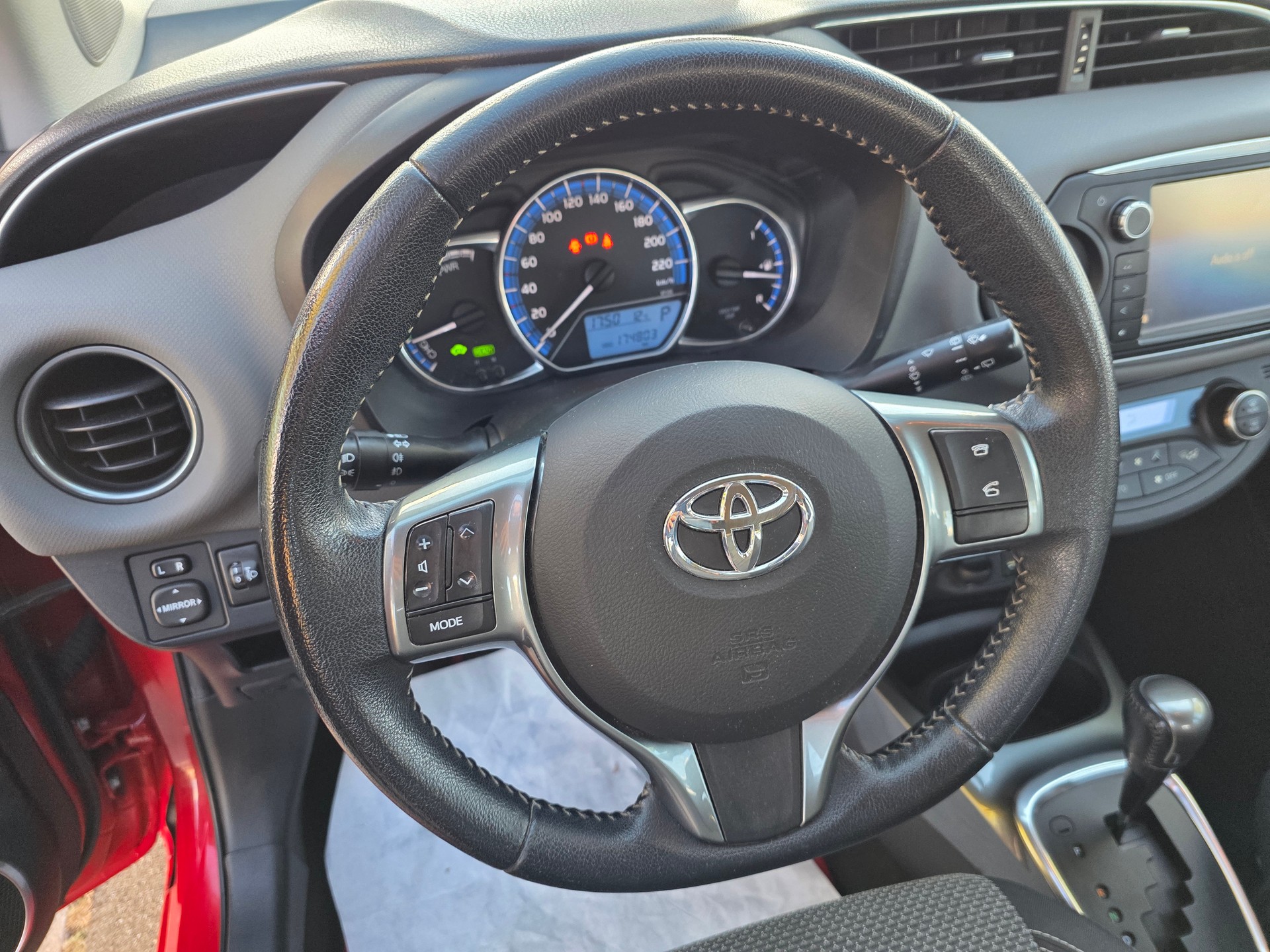 TOYOTA 1.5 VVT Hybrid-image-12
