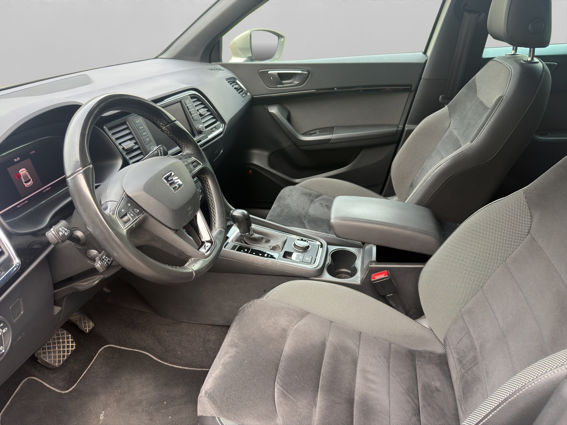 SEAT Ateca 2.0 TSI Xcellence 4Drive DSG-image-8