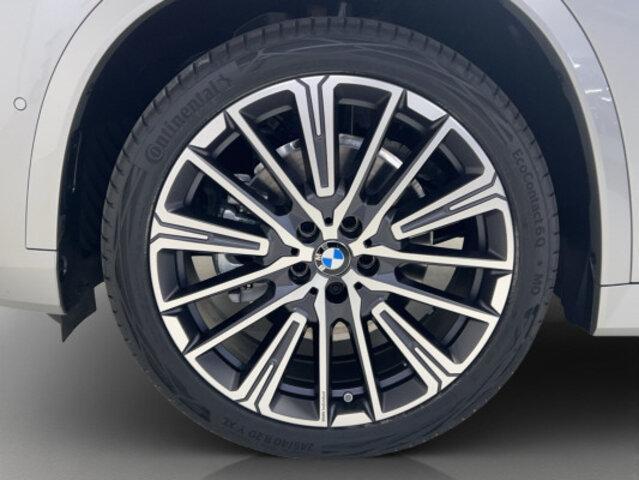 BMW X1 U11 20i sDrive paddles-image-7