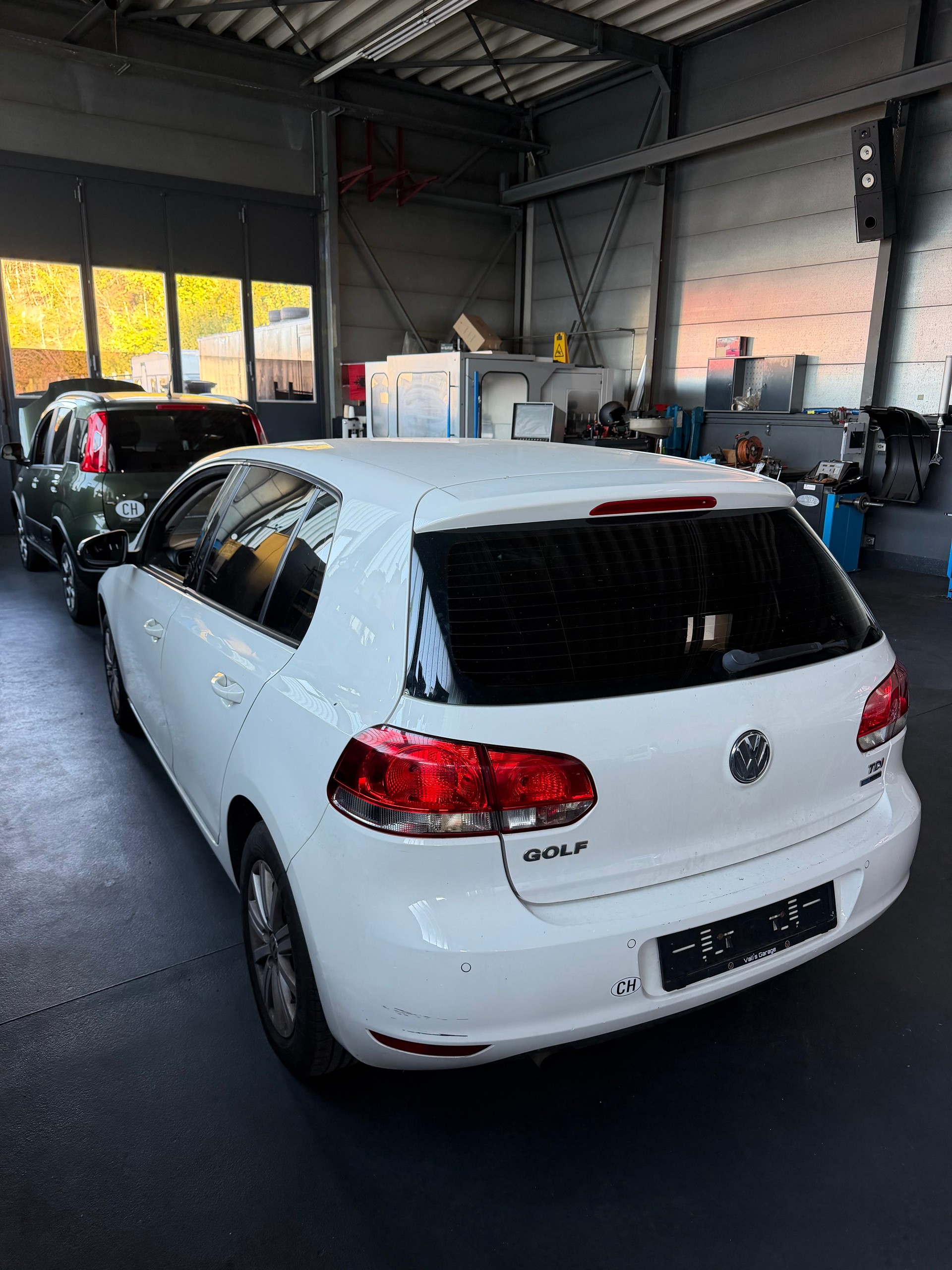 VW Golf 1.6 TDI BlueMotion Technology Comfortline DSG-image-3