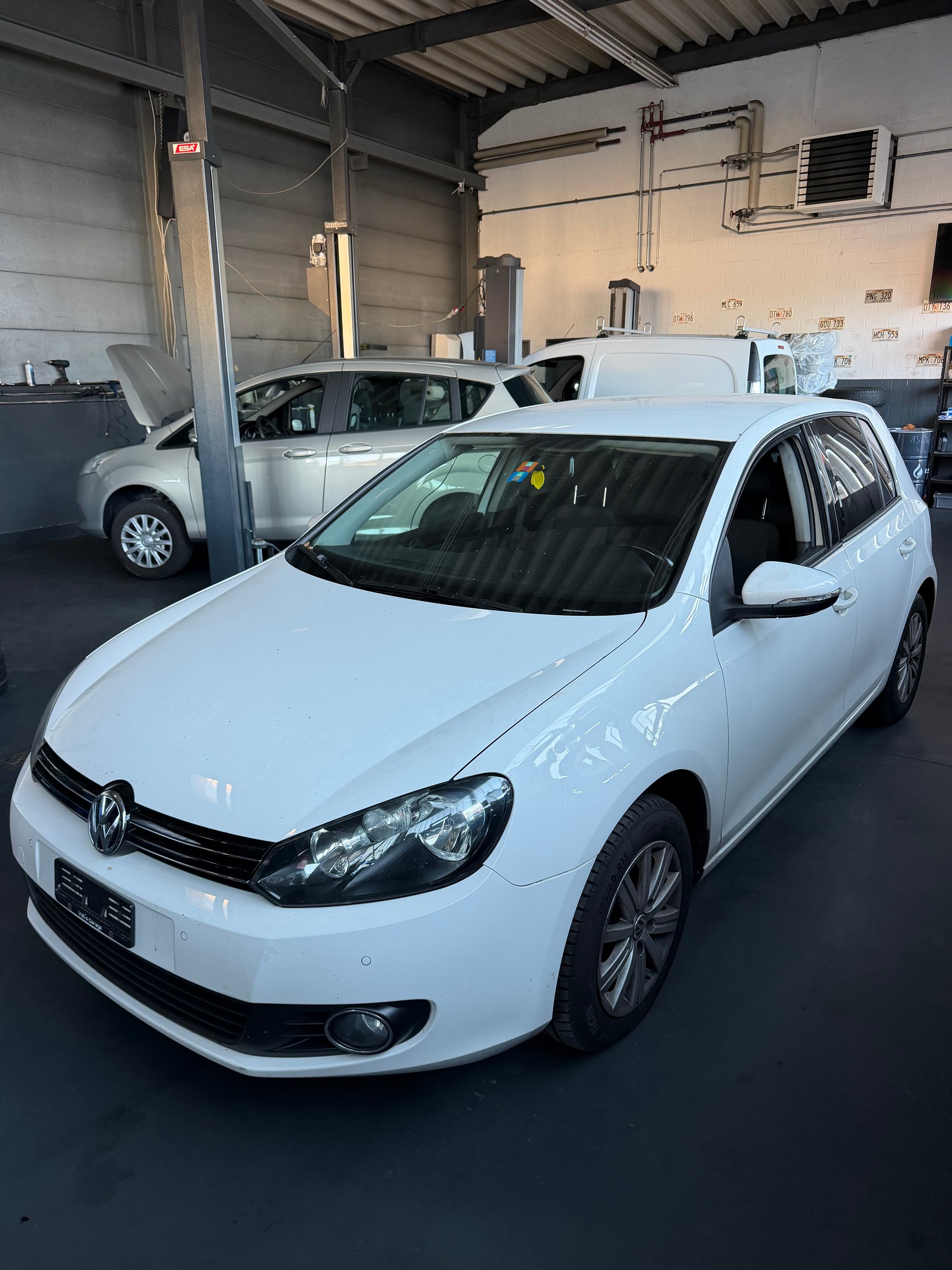 VW Golf 1.6 TDI BlueMotion Technology Comfortline DSG-image-0