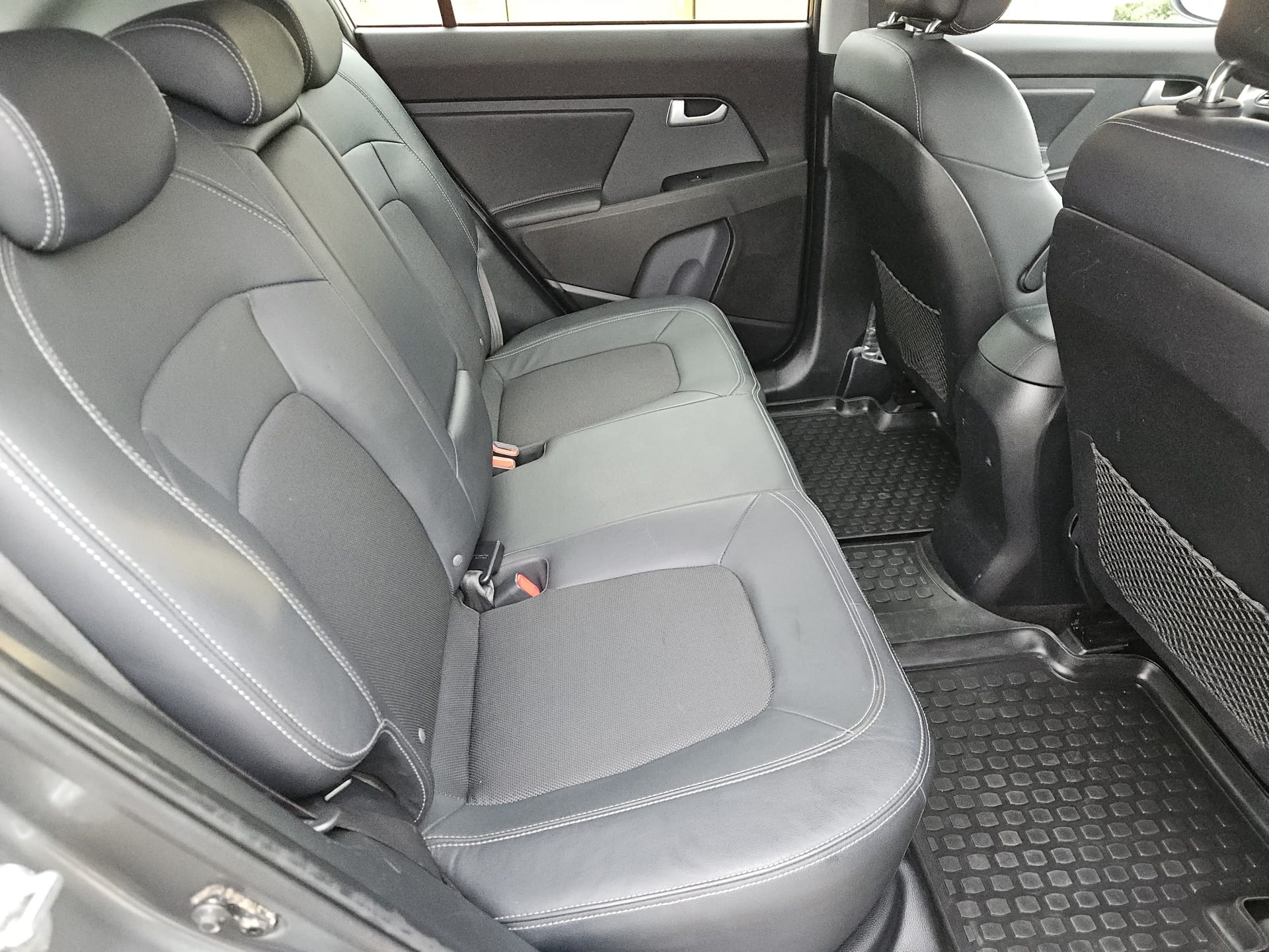 KIA SPORTAGE-image-8