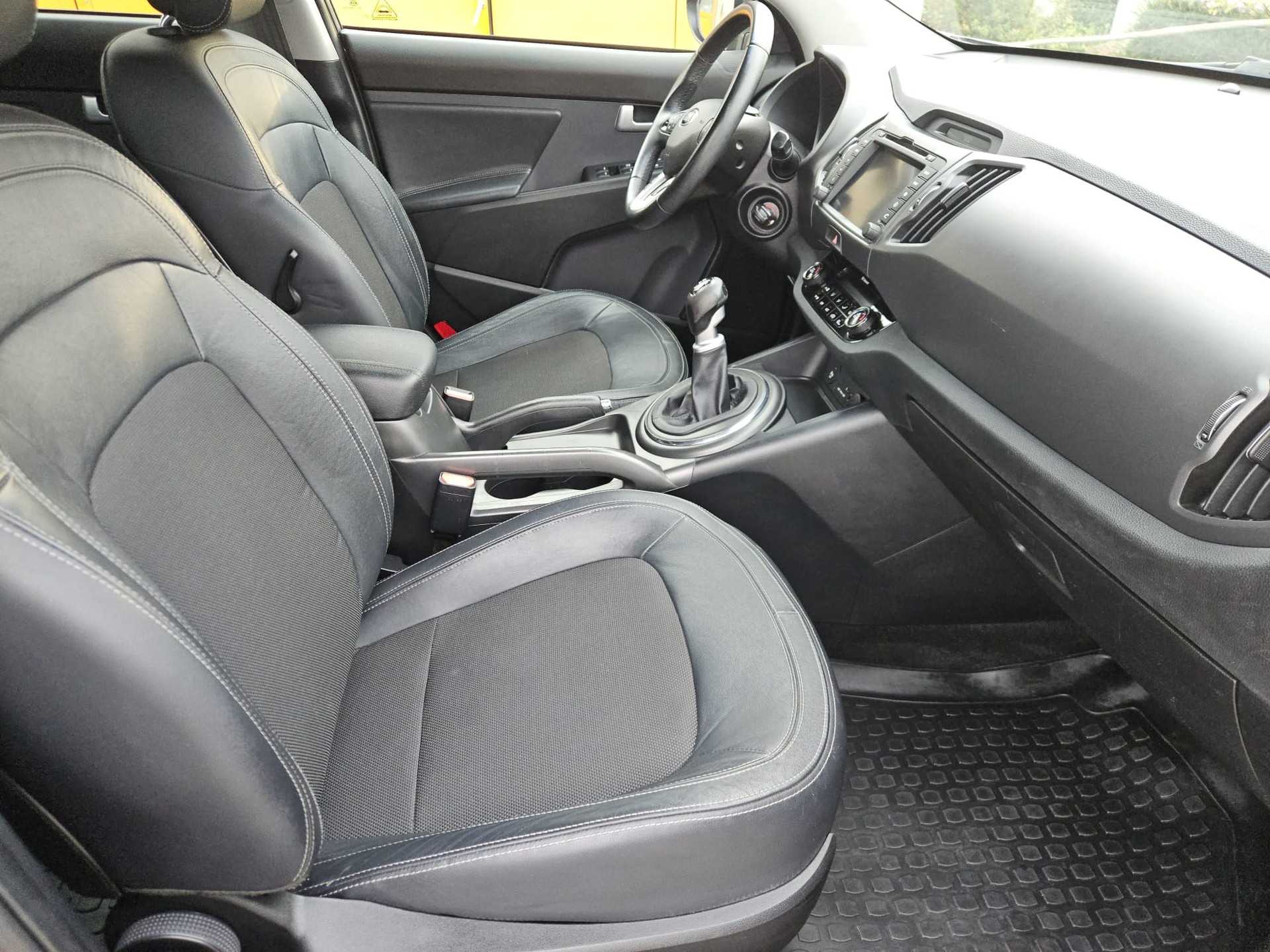 KIA SPORTAGE-image-6