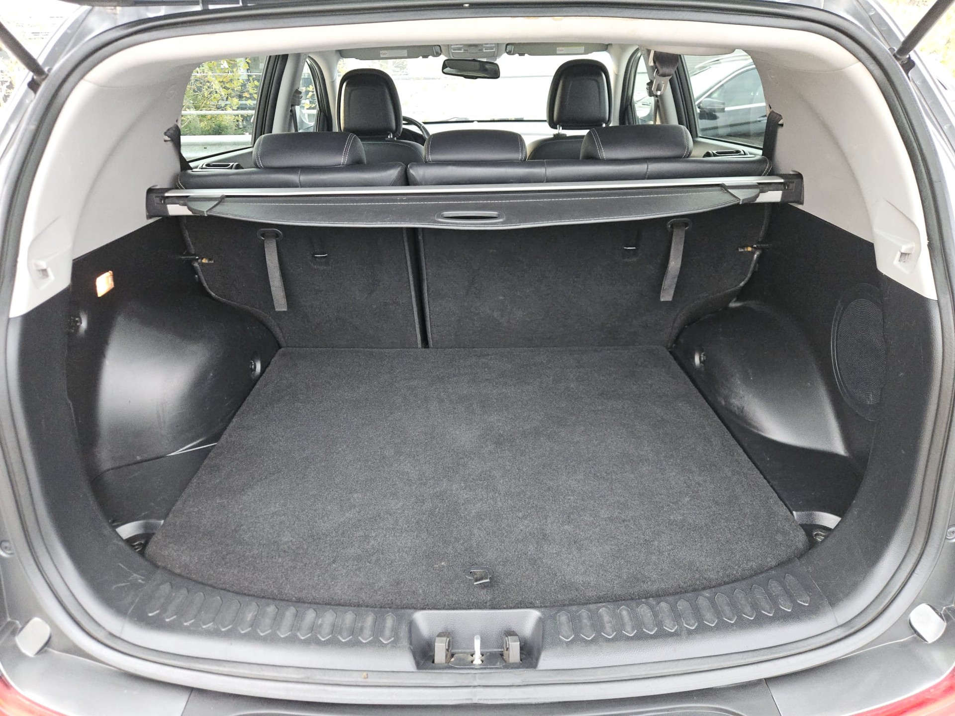 KIA SPORTAGE-image-9