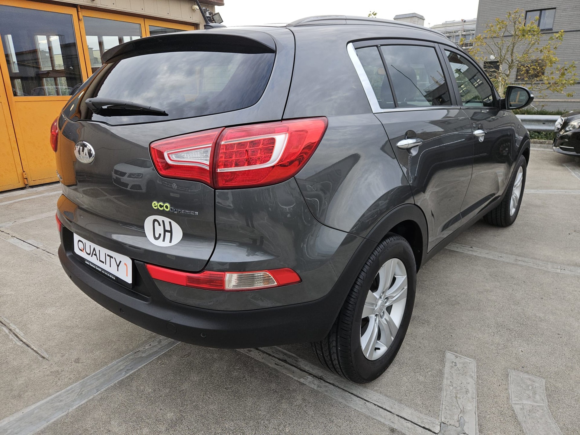 KIA SPORTAGE-image-3