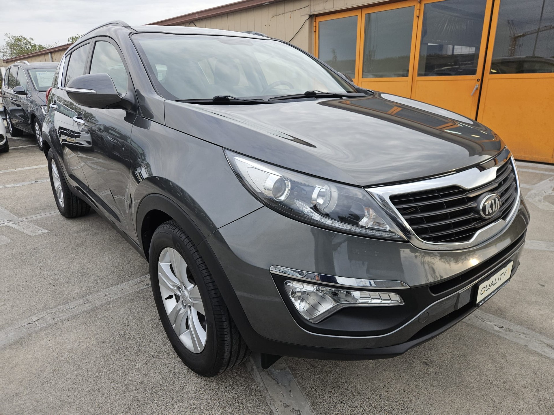 KIA SPORTAGE-image-5