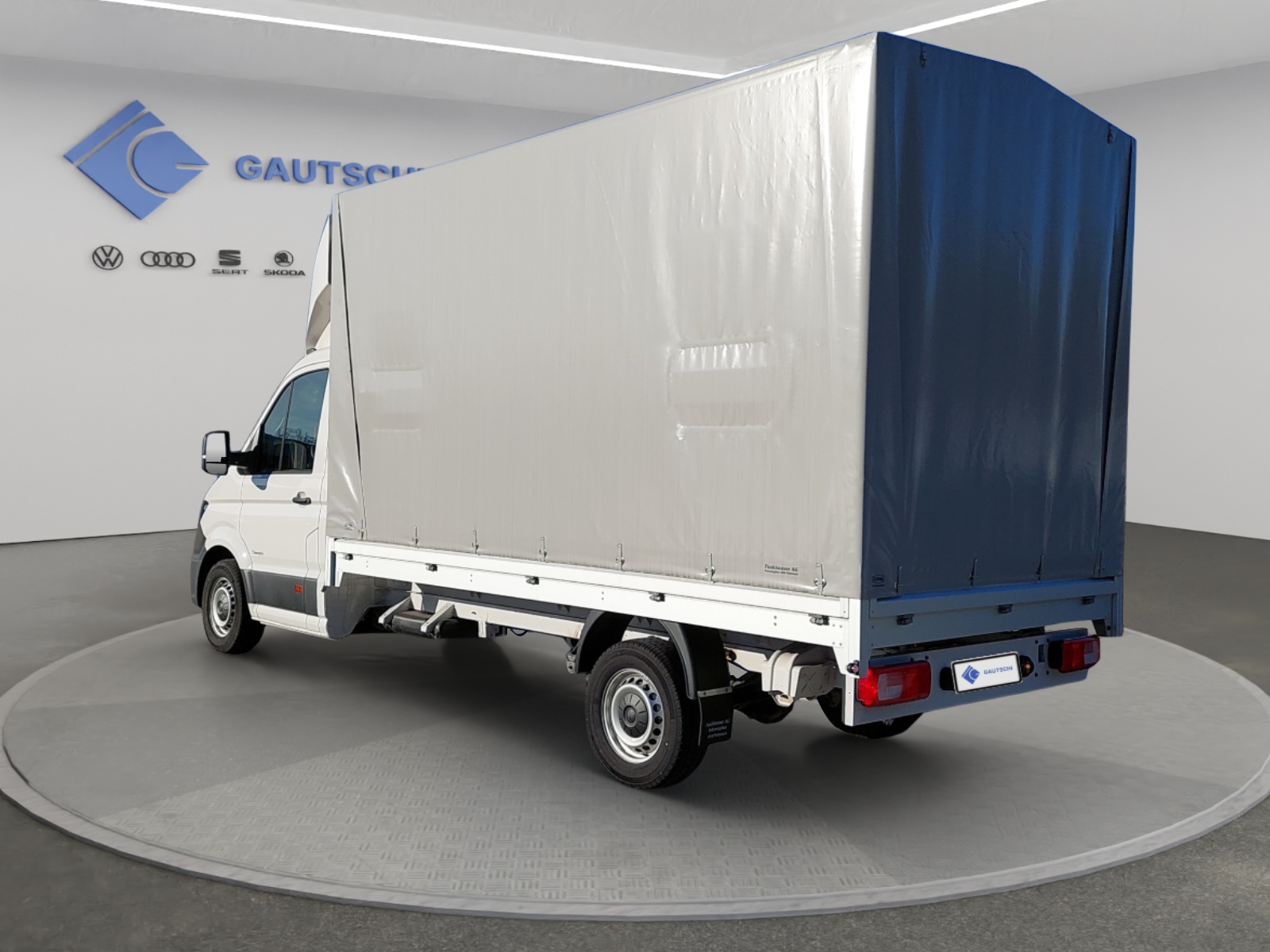 VW VW Crafter mit Brücke und Blachenverdeck-image-3