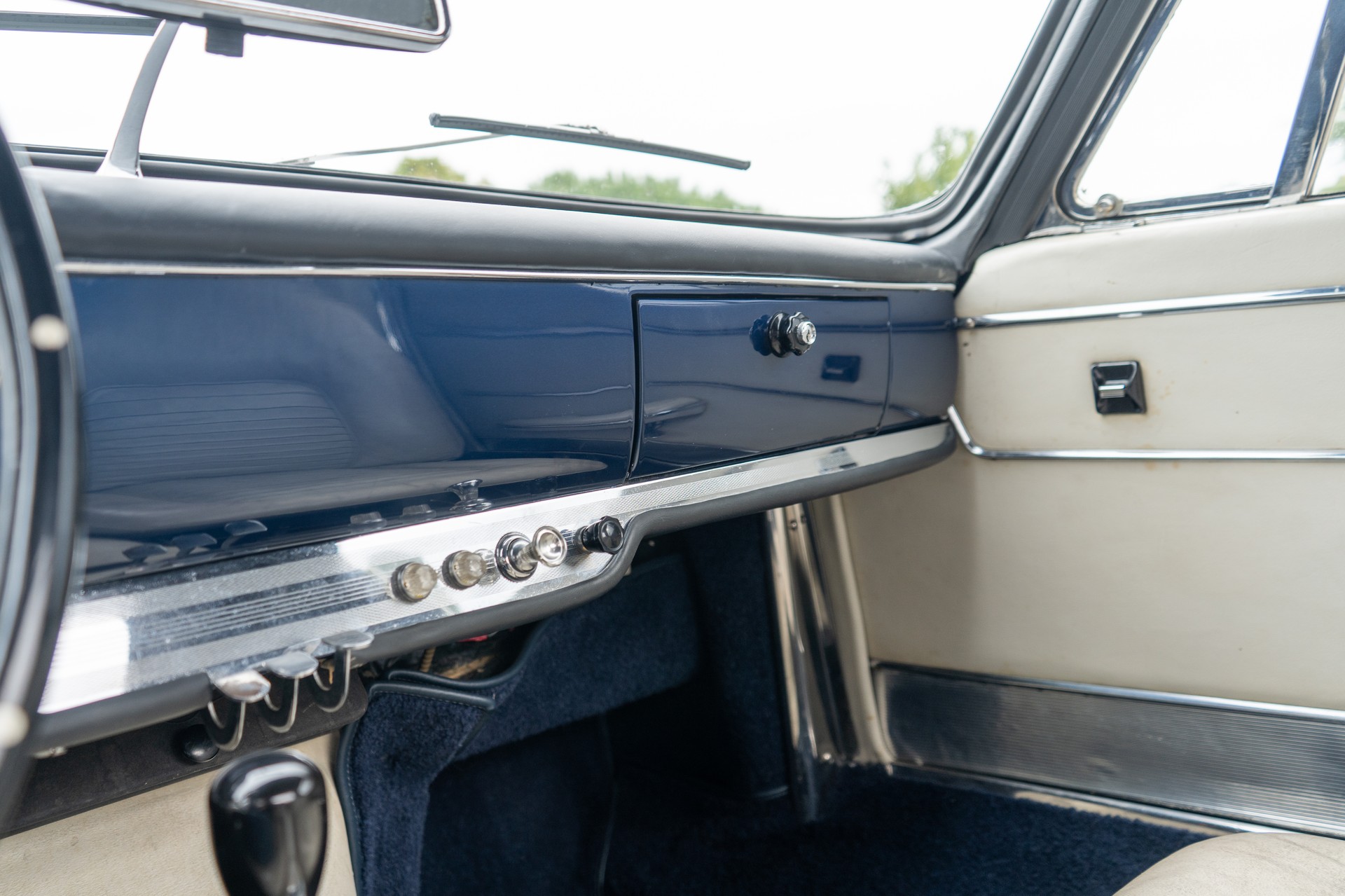 MASERATI 3500 GTI Cabriolet-image-10
