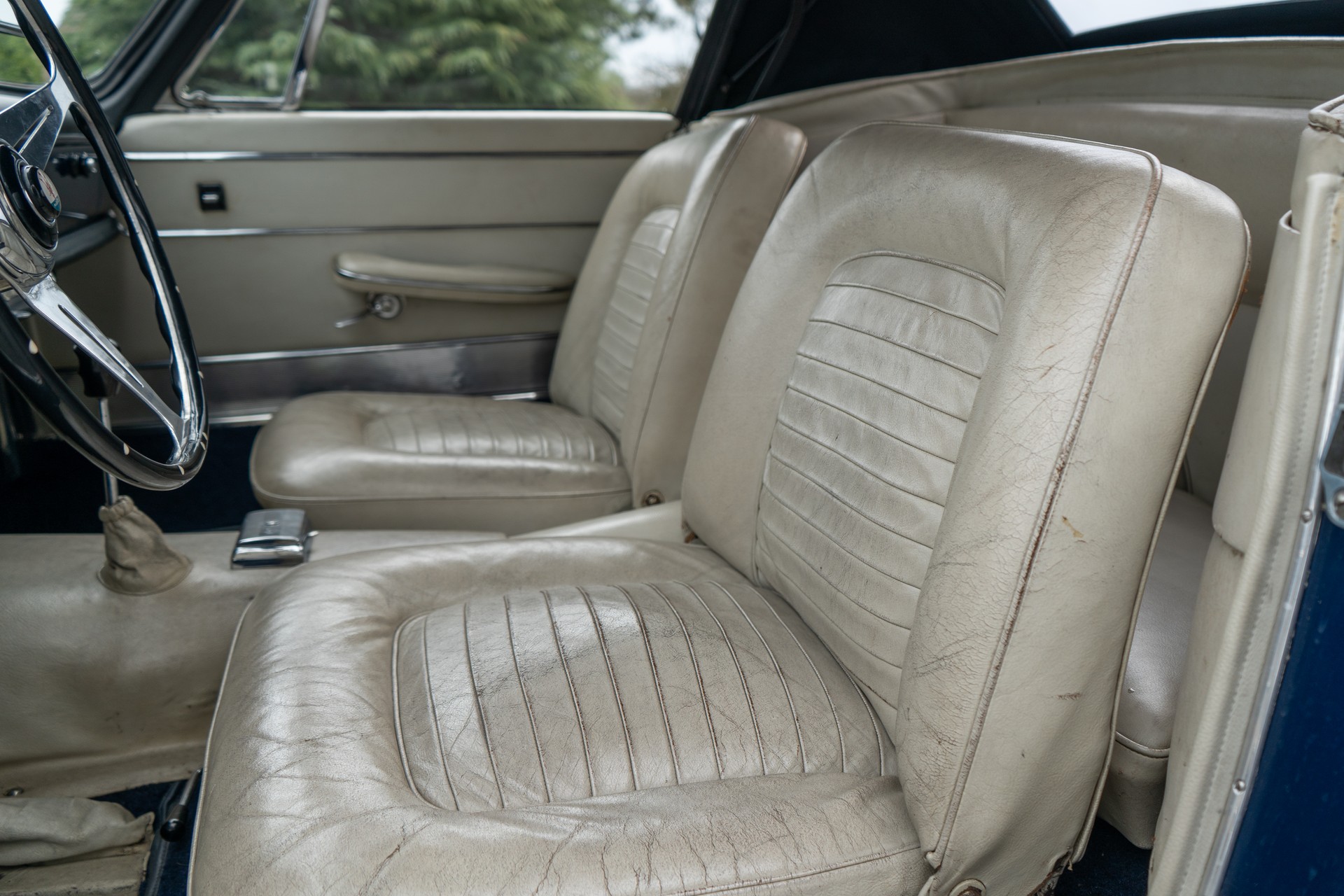 MASERATI 3500 GTI Cabriolet-image-11
