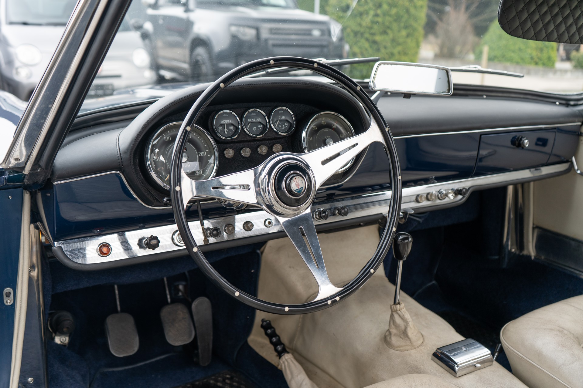 MASERATI 3500 GTI Cabriolet-image-9