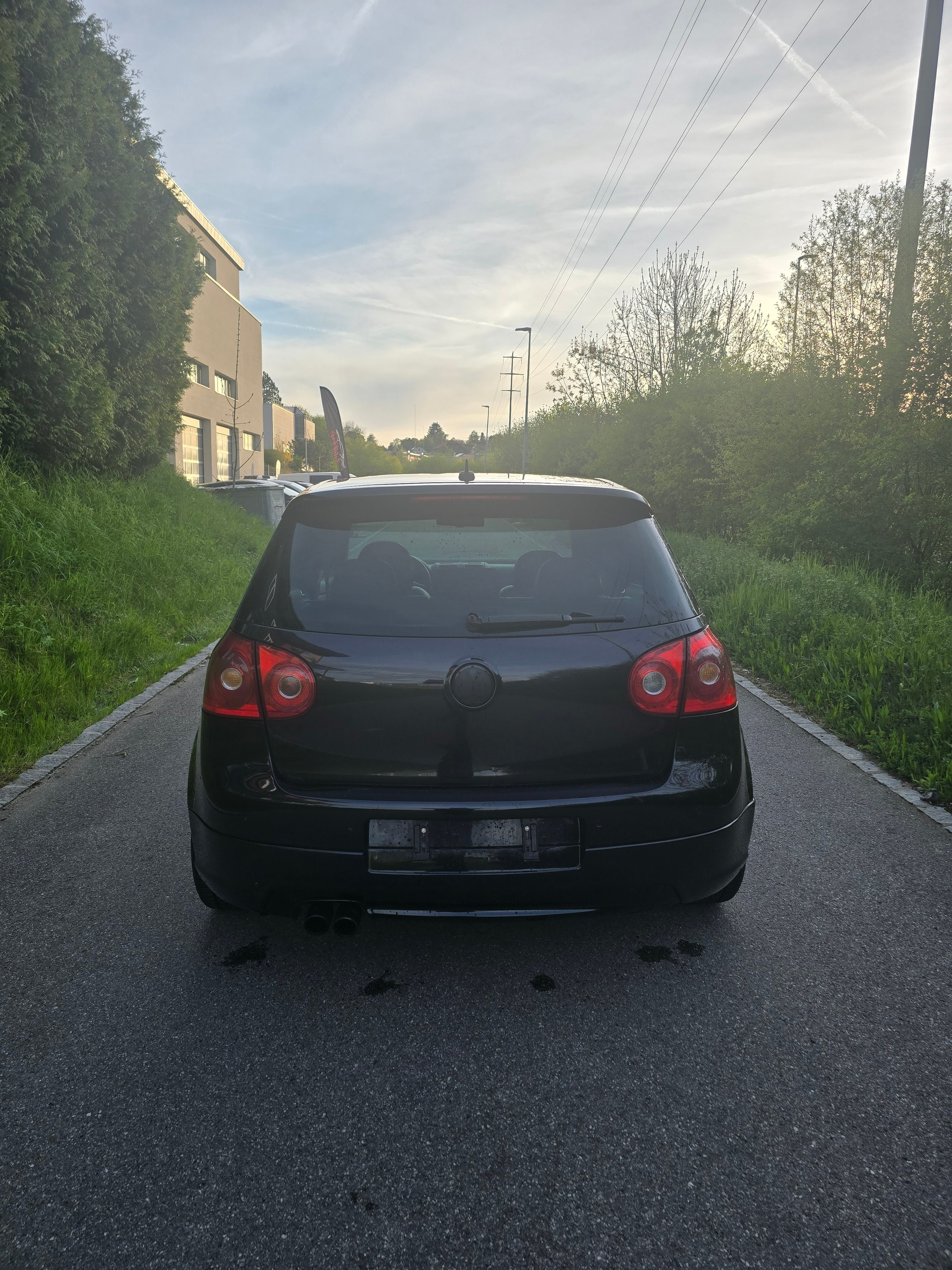 VW Golf 2.0 TFSI GTI Edition 30-image-5