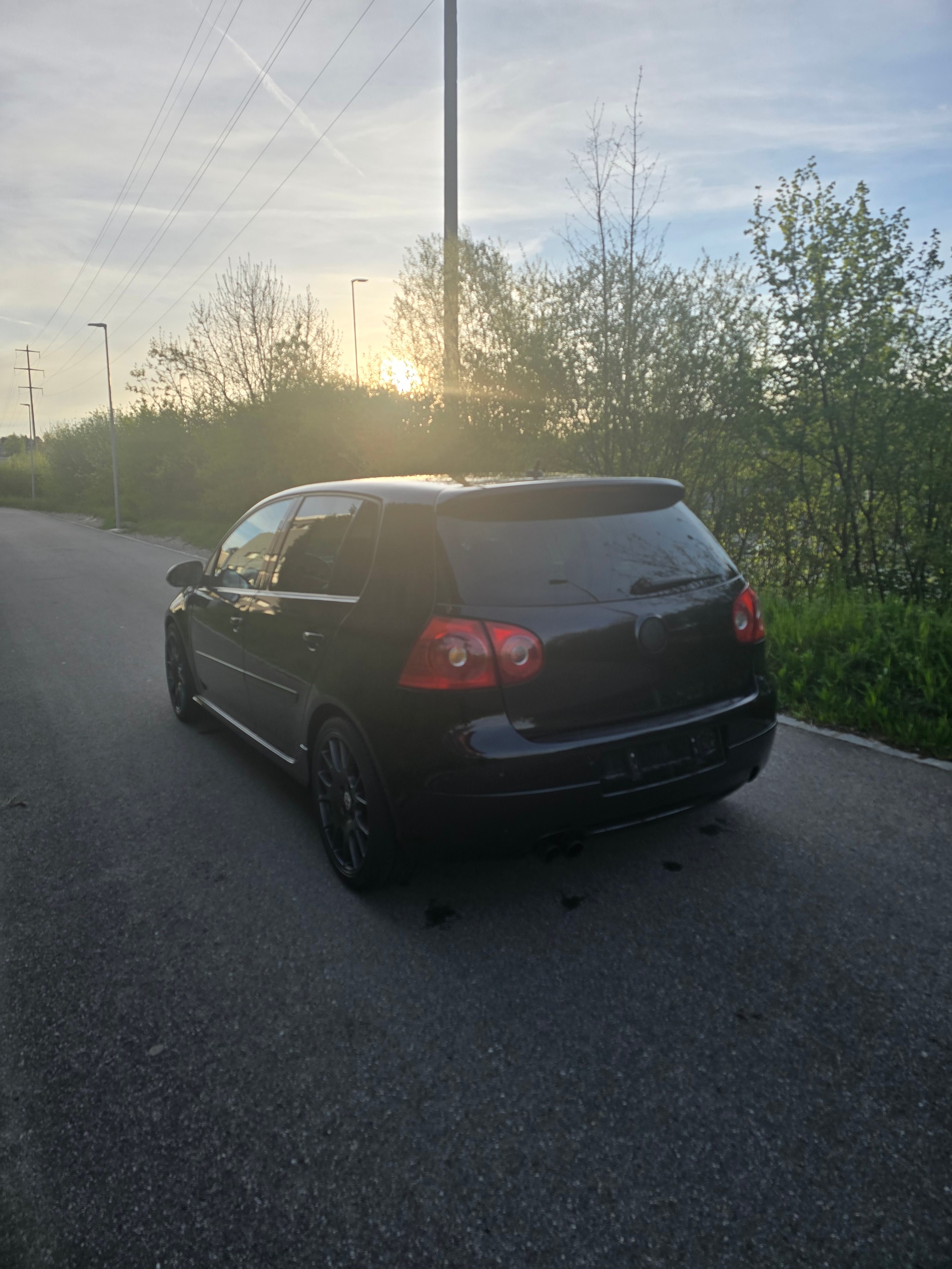 VW Golf 2.0 TFSI GTI Edition 30-image-3