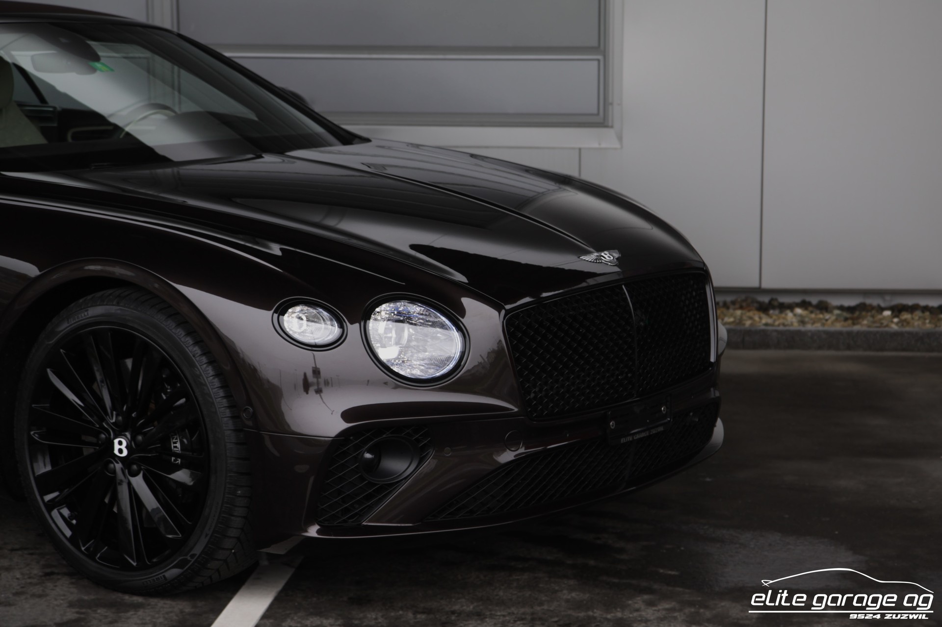 BENTLEY Continental GTC 4.0 V8-image-8
