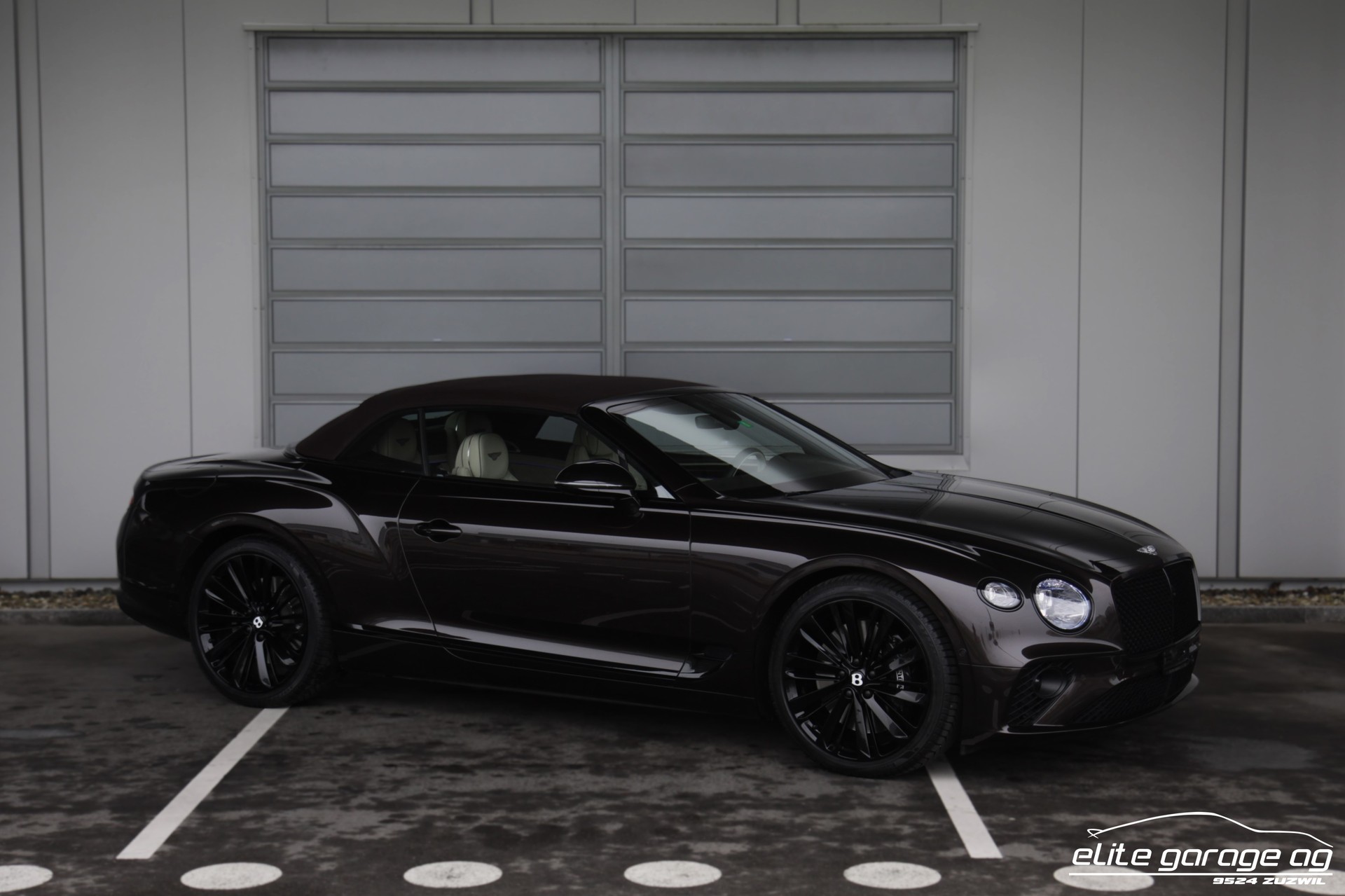 BENTLEY Continental GTC 4.0 V8-image-6
