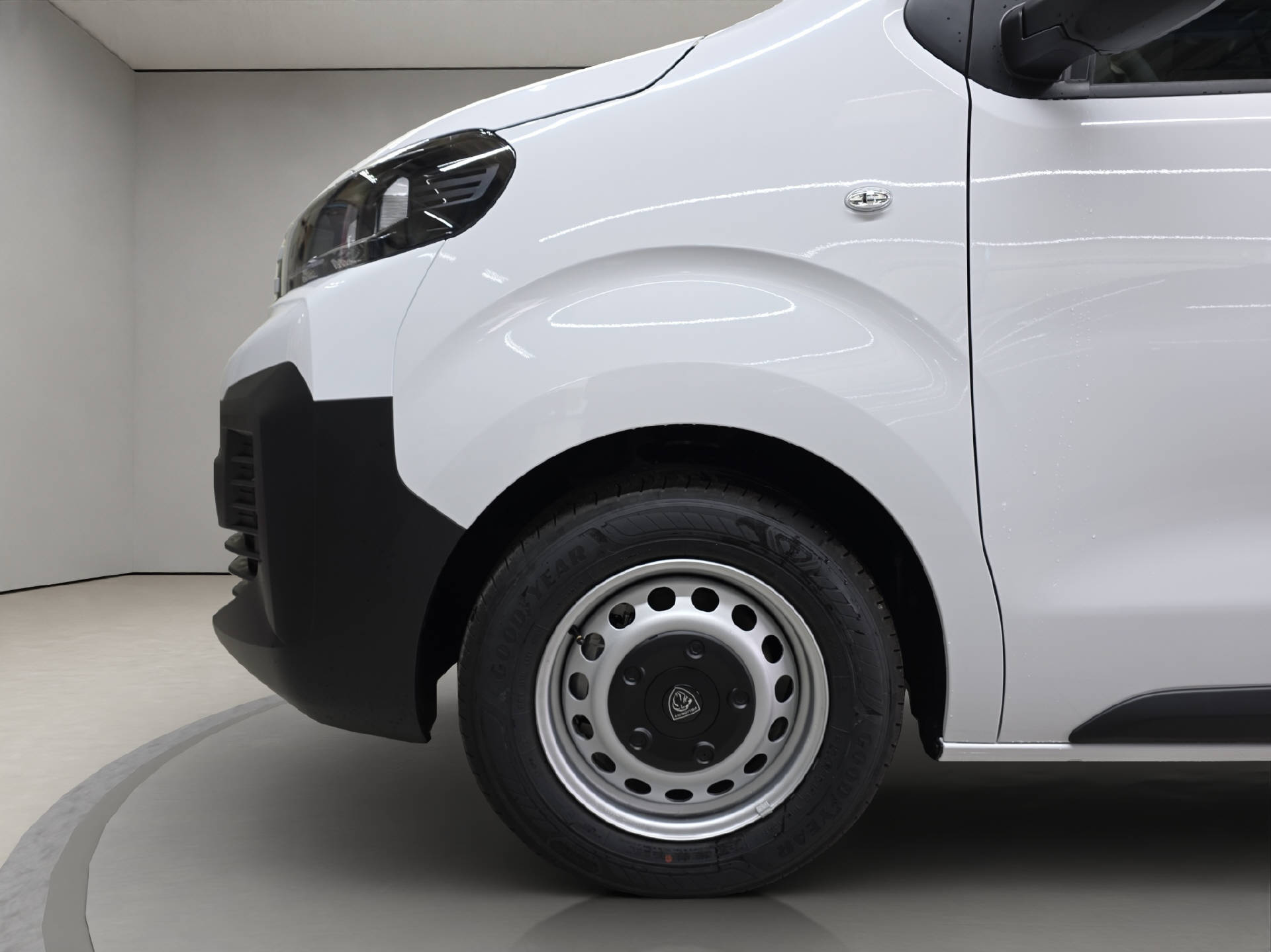 PEUGEOT Expert Kaw. Standard 1.5 BlueHDi 120 S/S-image-14