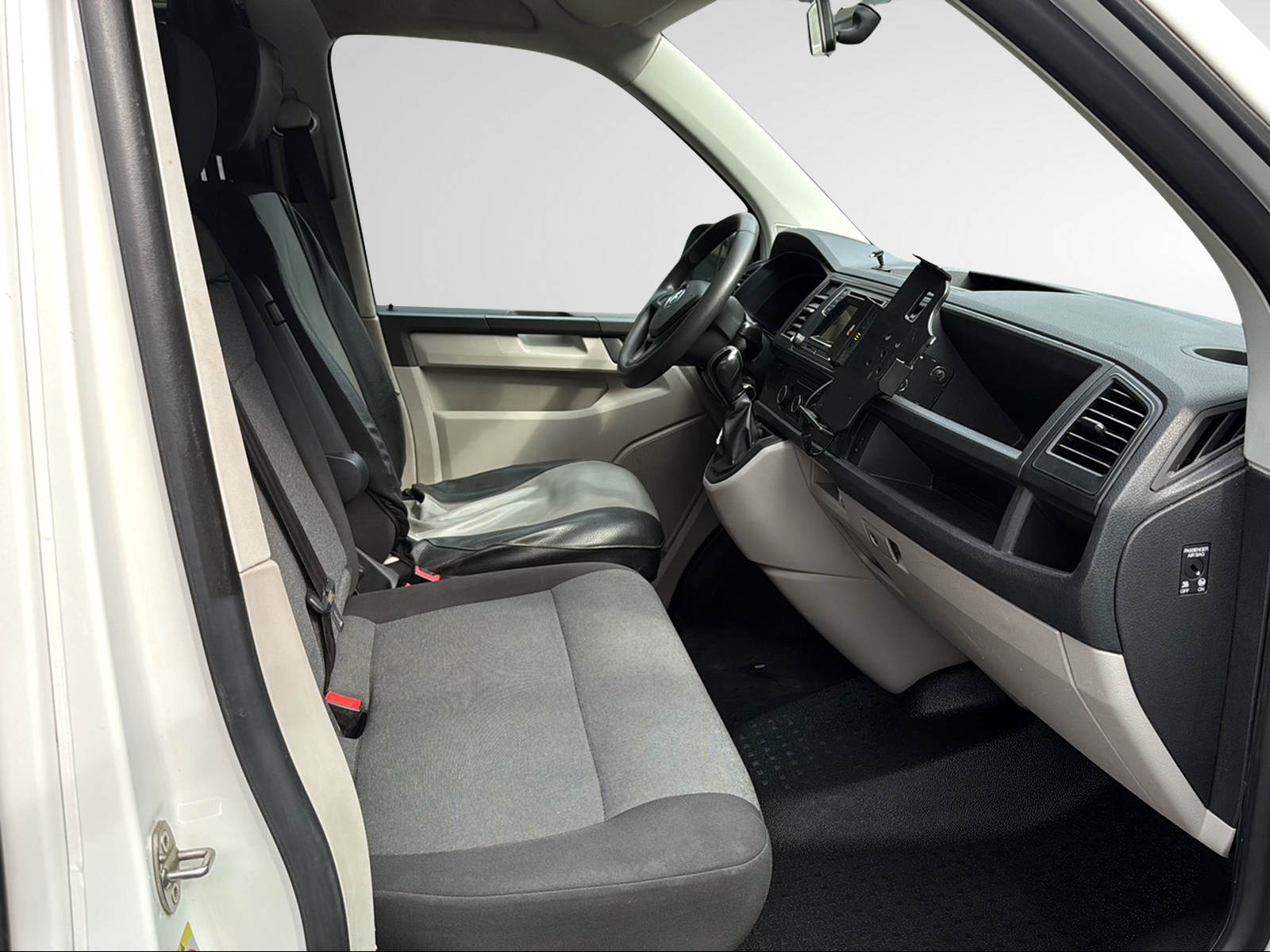 VW T6 2.0 TDI 4Motion DSG-image-29