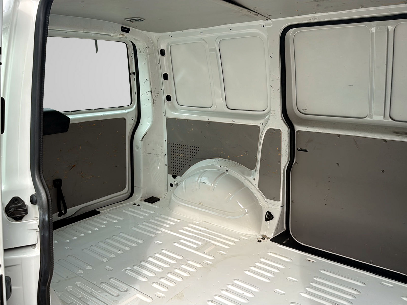 VW T6 2.0 TDI 4Motion DSG-image-21