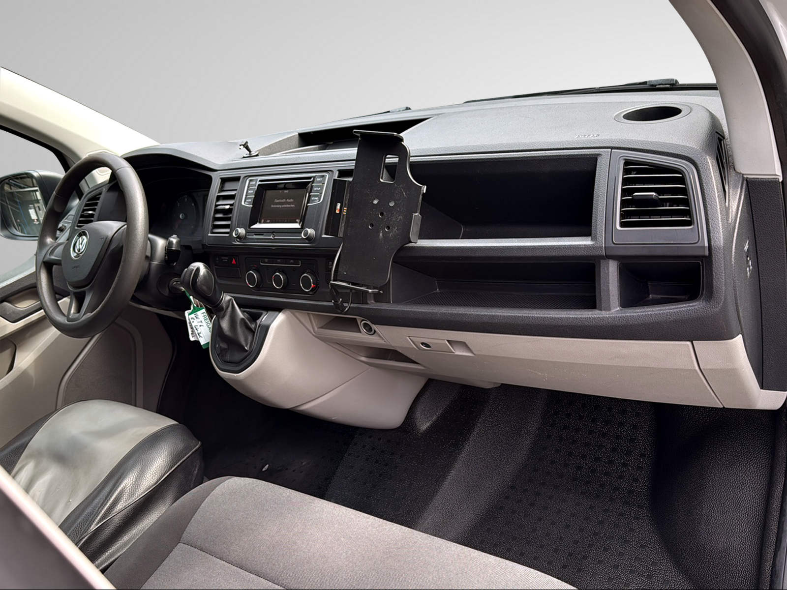 VW T6 2.0 TDI 4Motion DSG-image-25