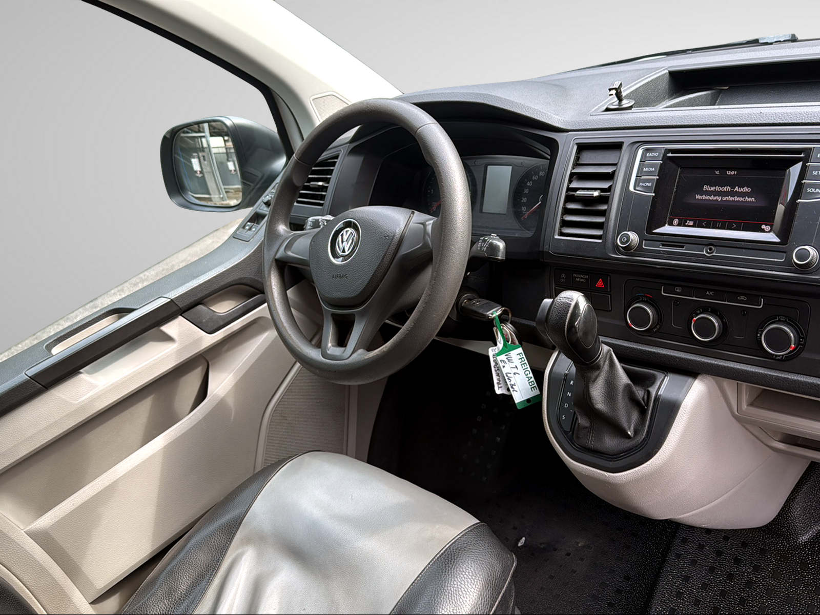 VW T6 2.0 TDI 4Motion DSG-image-24