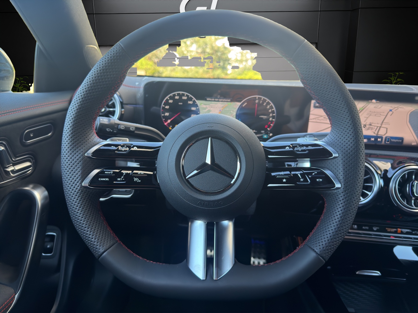 Image MERCEDES-BENZ CLA-250 CLA250e EQ STAR