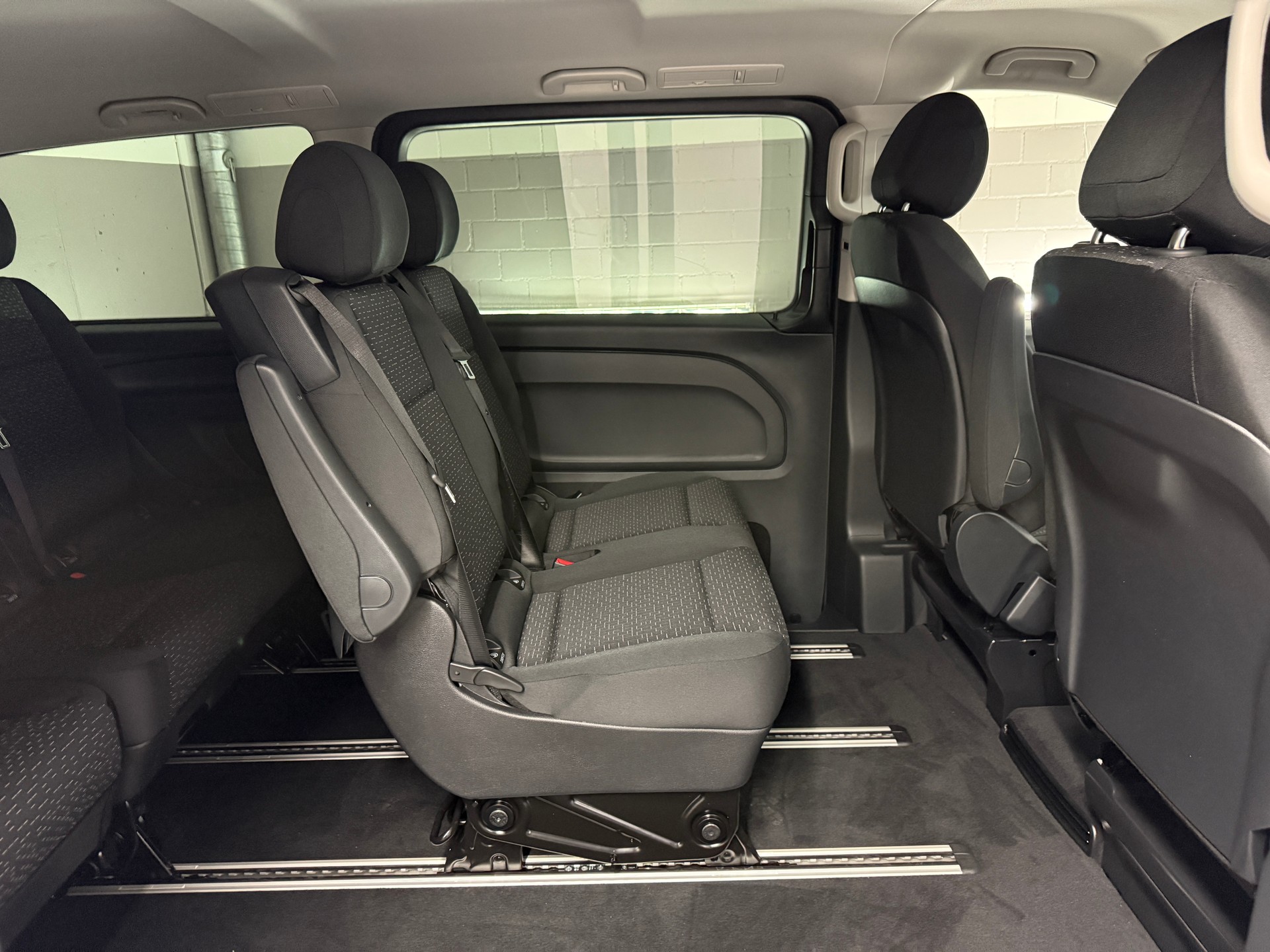MERCEDES-BENZ Vito 116 CDI 4MATIC Tourer SELECT Family 3200mm L-image-9