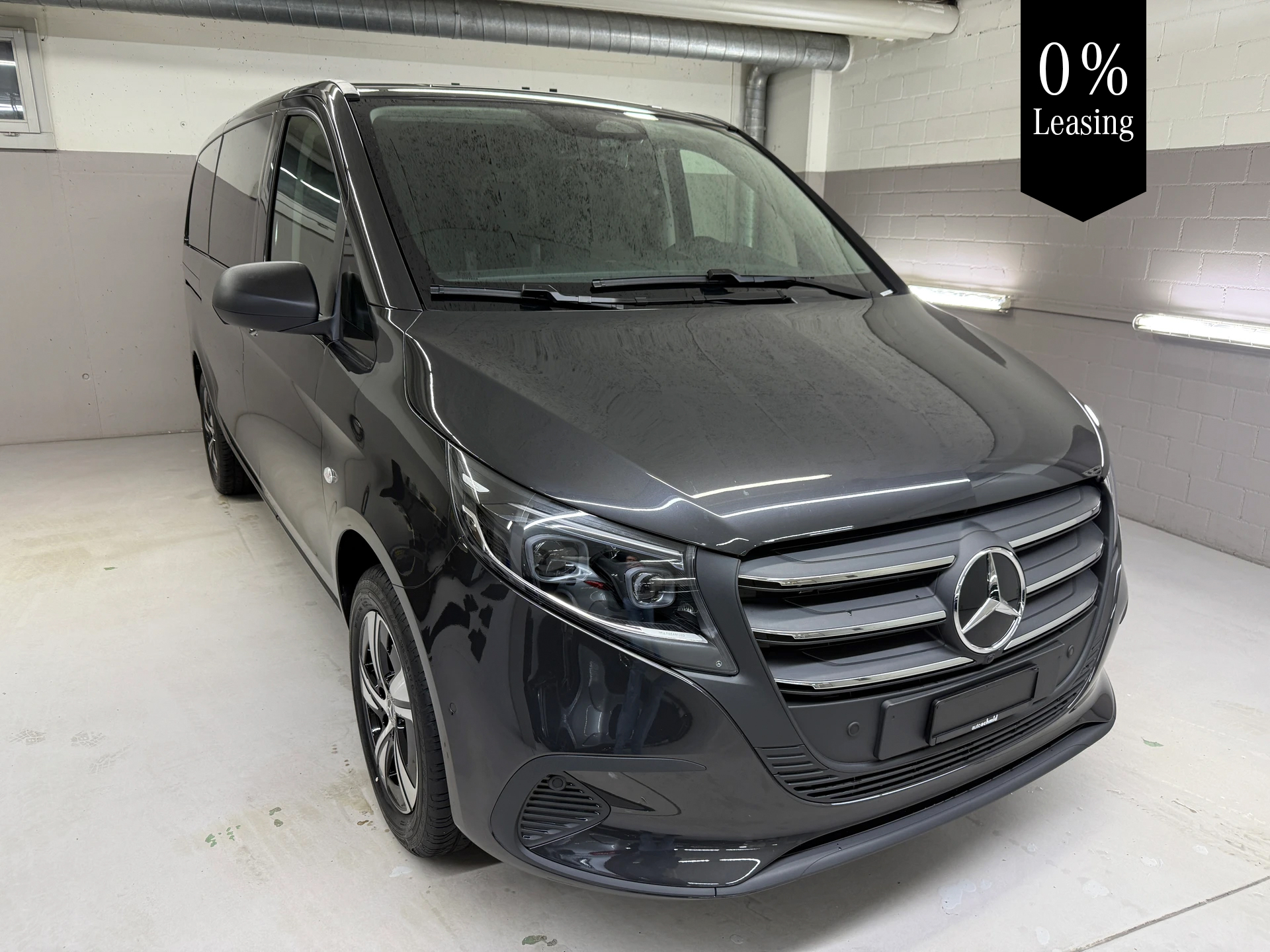 MERCEDES-BENZ Vito 116 CDI 4MATIC Tourer SELECT Family 3200mm L-image-0