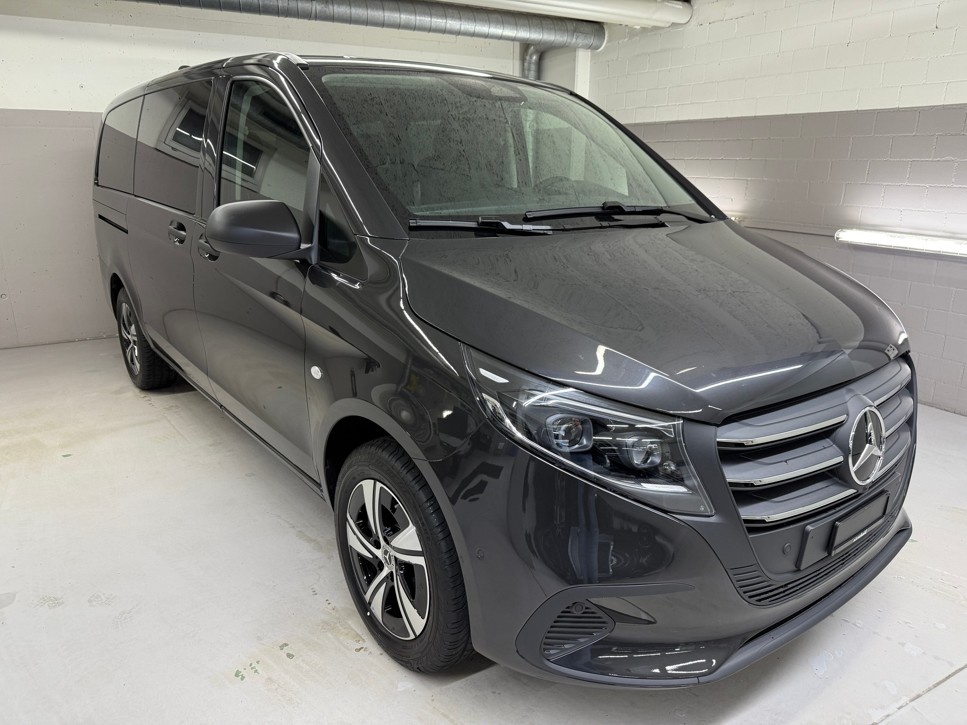 MERCEDES-BENZ Vito 116 CDI 4MATIC Tourer SELECT Family 3200mm L-image-1