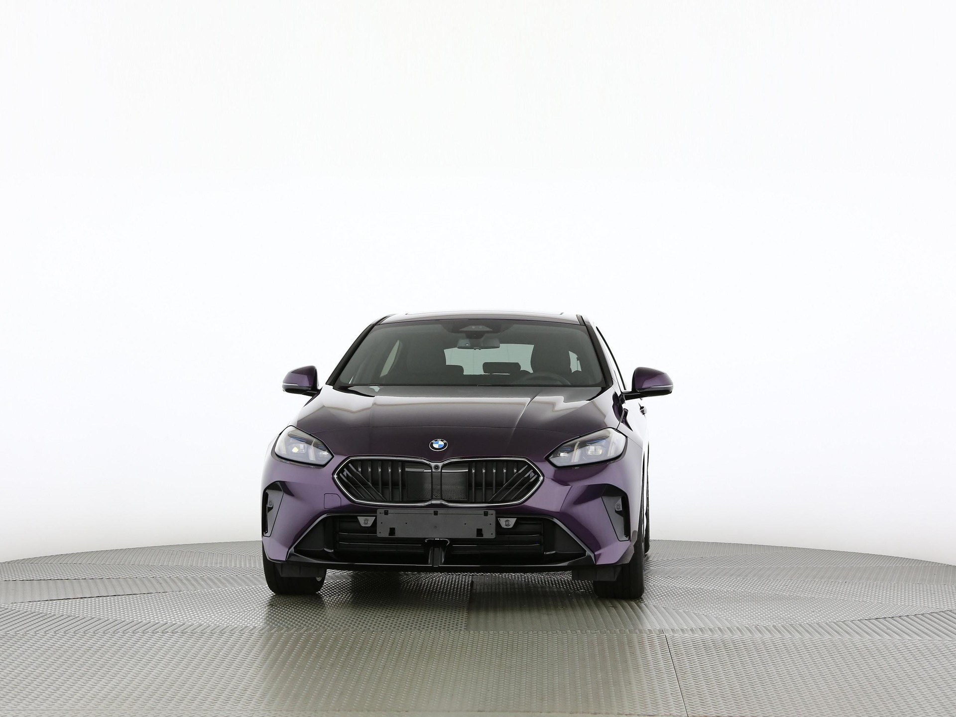 BMW 120i-image-29