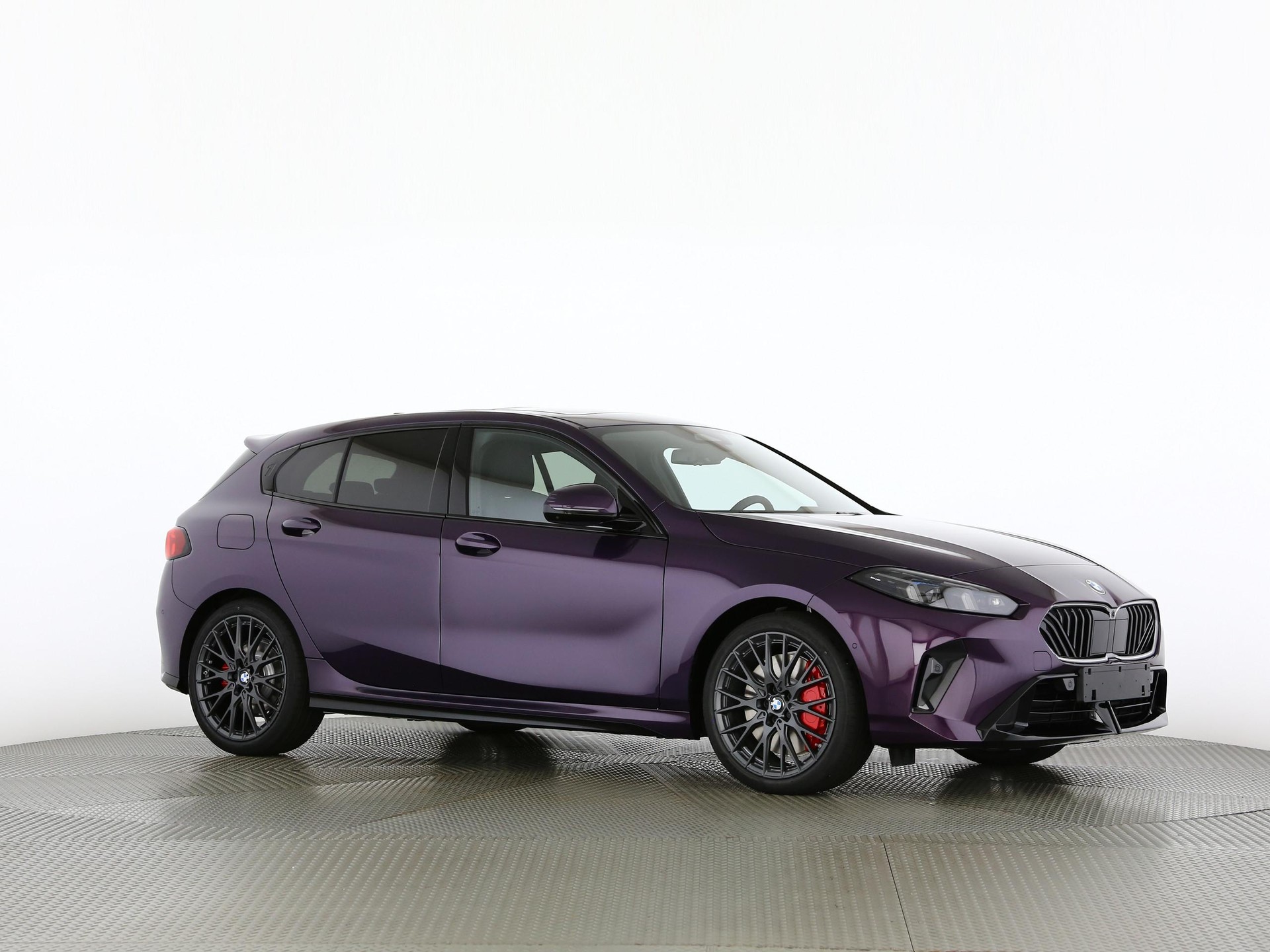 BMW 120i-image-25