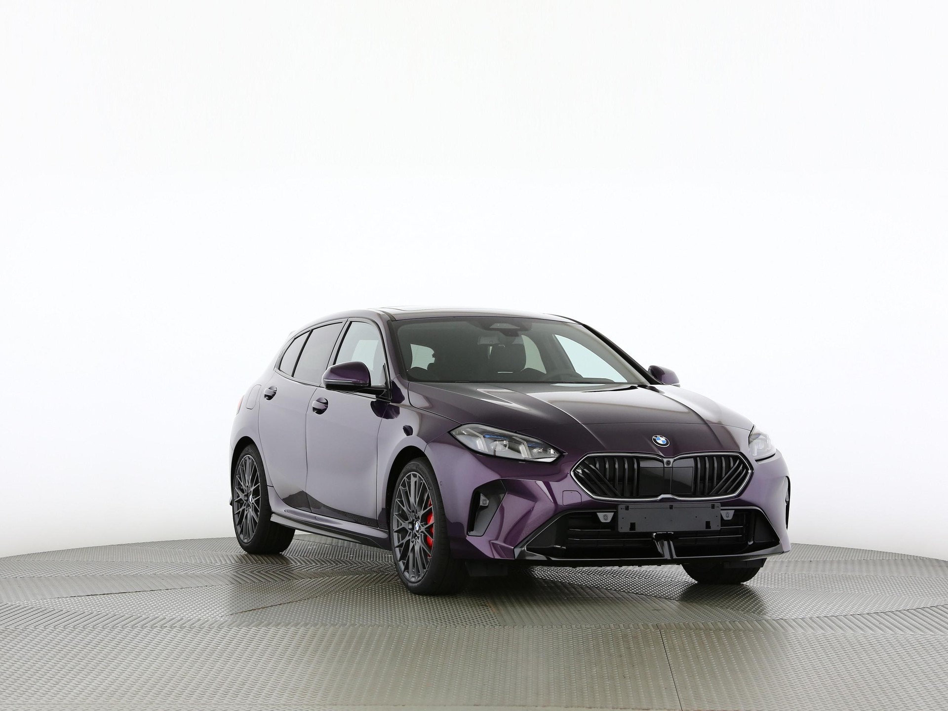 BMW 120i-image-27
