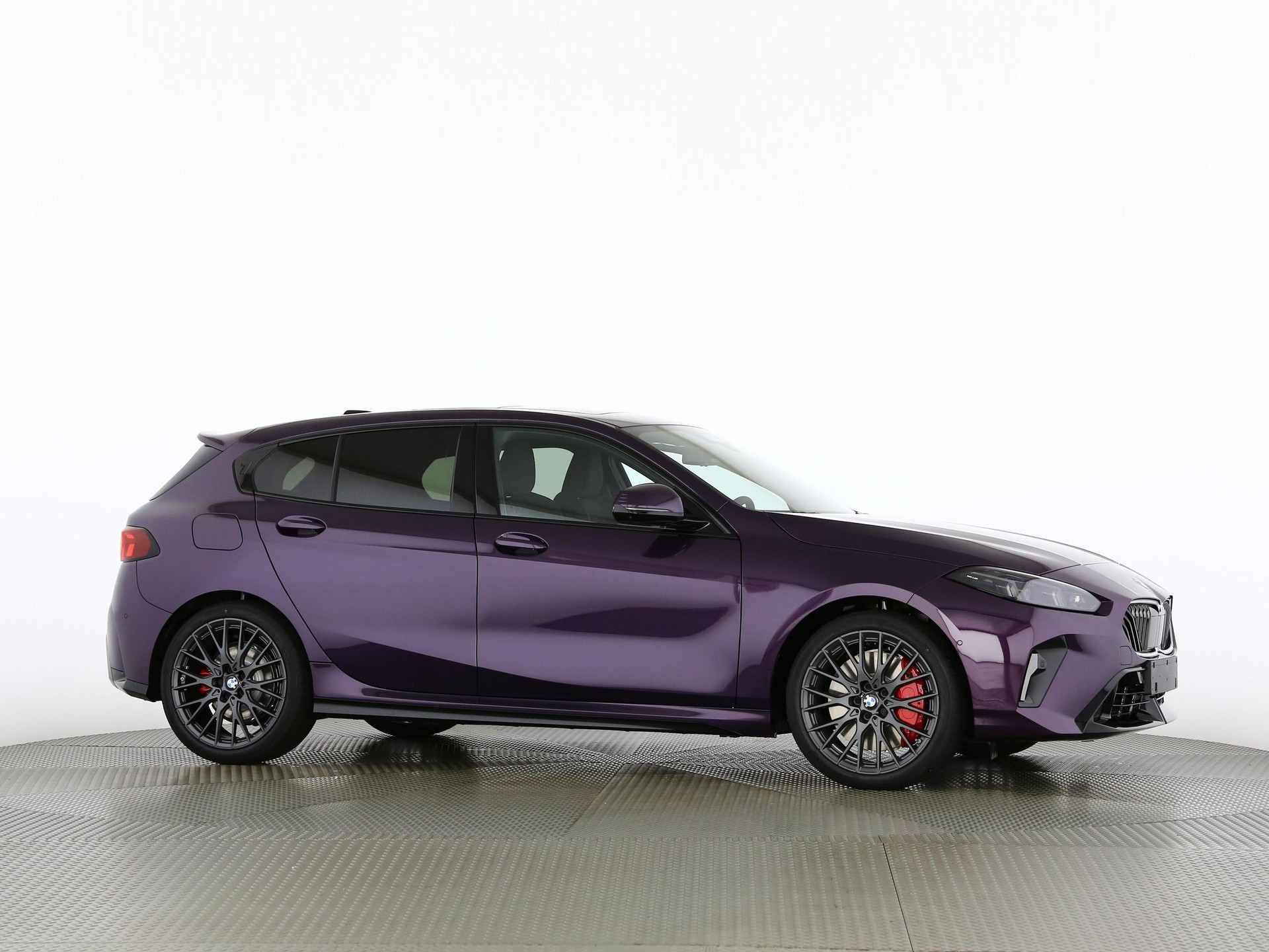 BMW 120i-image-24