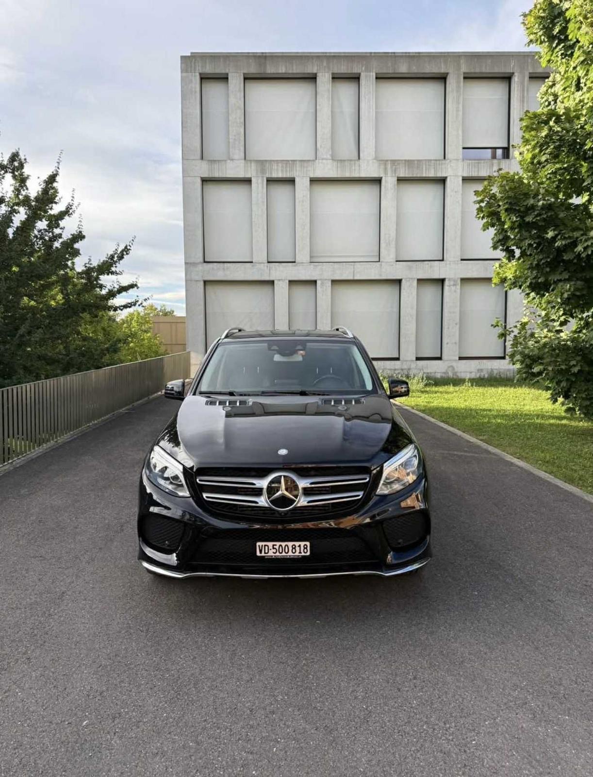 MERCEDES-BENZ GLE 350 d 4Matic 9G-Tronic-image-1