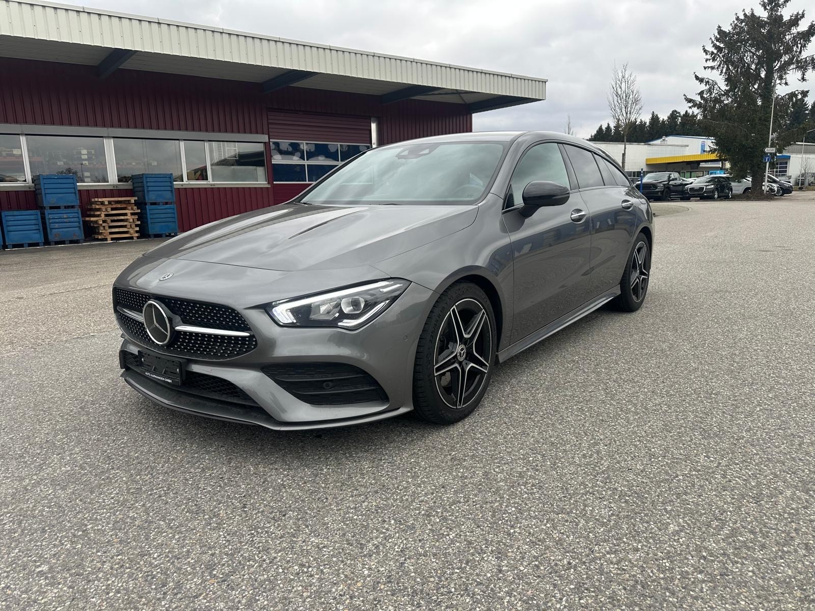 MERCEDES-BENZ CLA Shooting Brake 200 AMG Line 7G-DCT-image-1