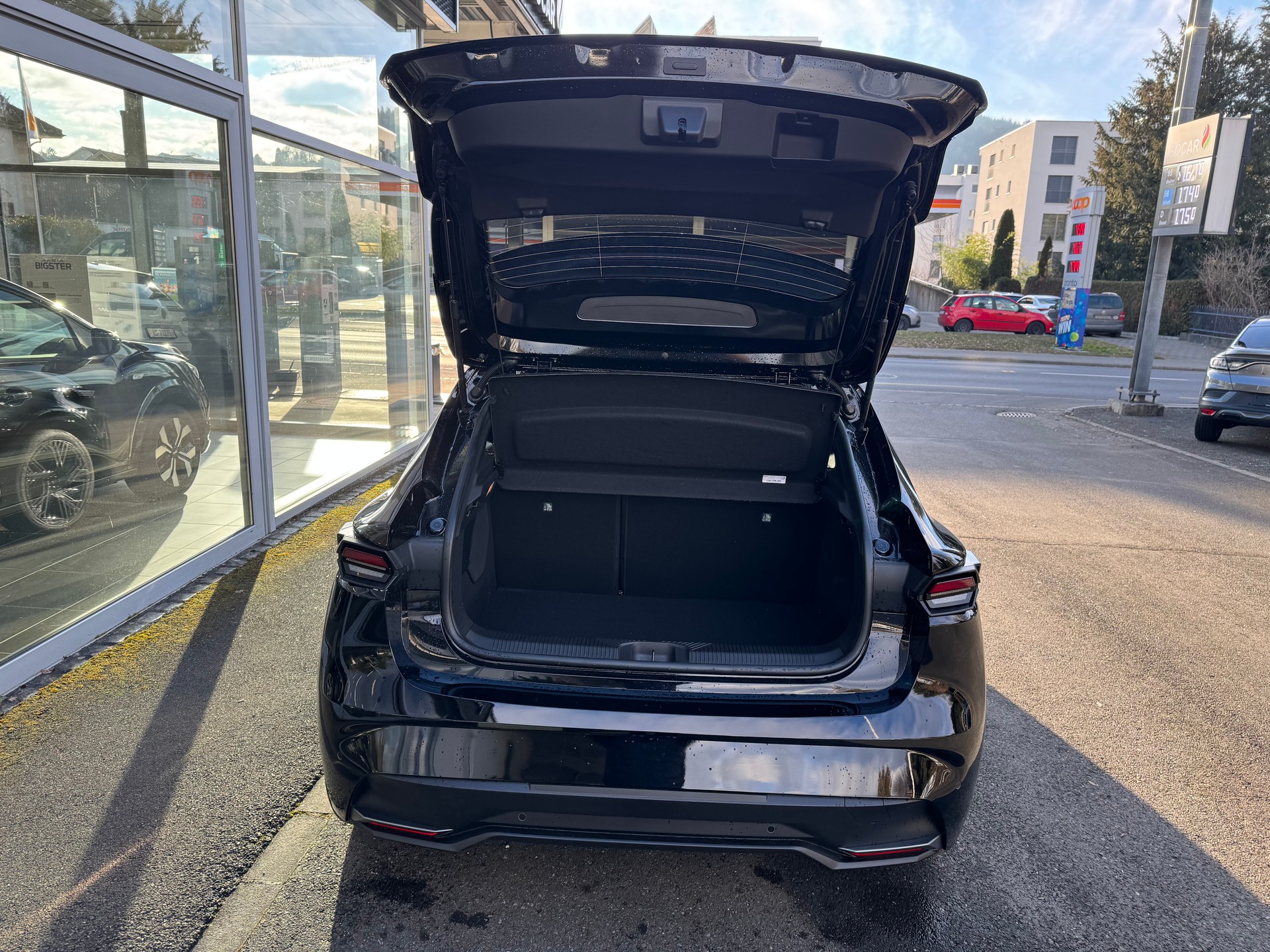 RENAULT Clio 1.8 E-Tech Esprit Alpine-image-8