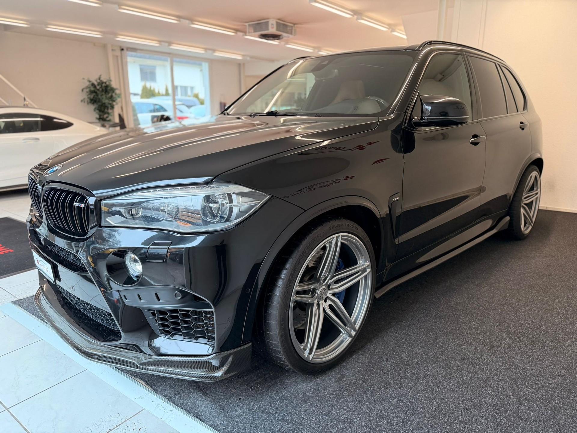 BMW X5M Steptronic-image-7