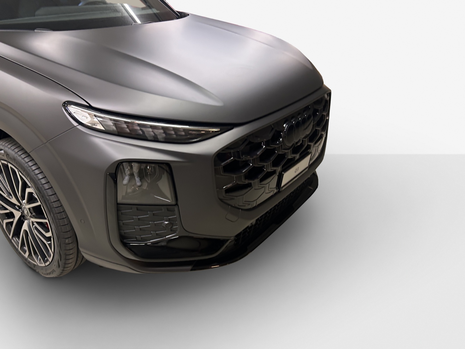 AUDI Q3 SUV e-hybrid 200 kW S tronig-image-15