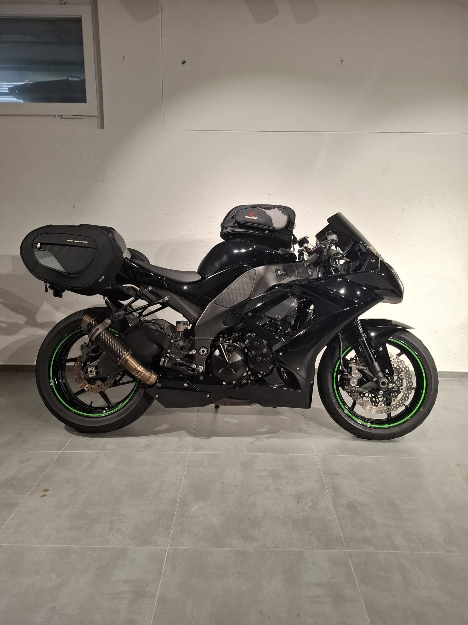 KAWASAKI NINJA ZX-10R For sale