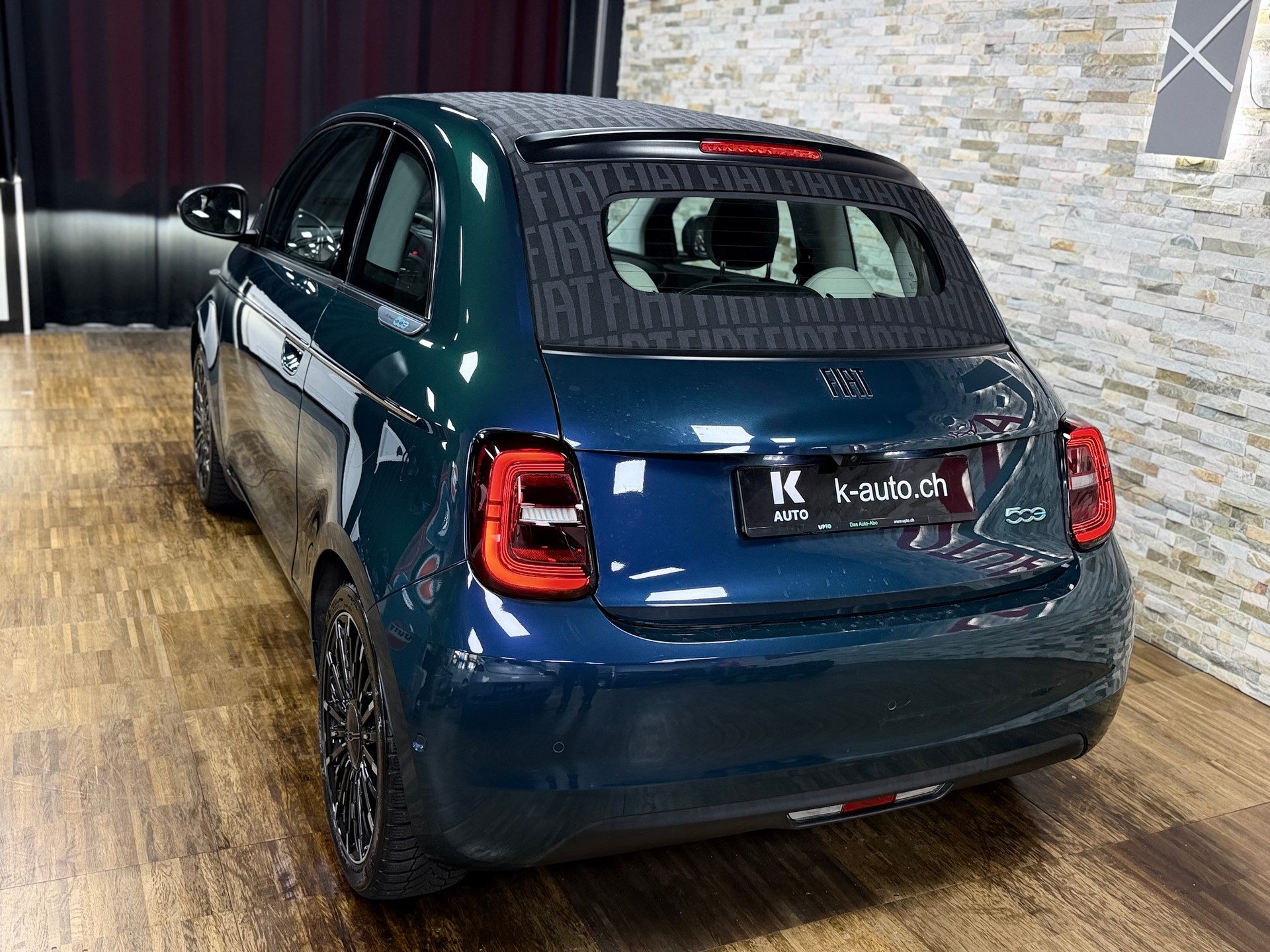 FIAT 500 electric 87 kW La Prima By Bocelli-Cabrio-image-1