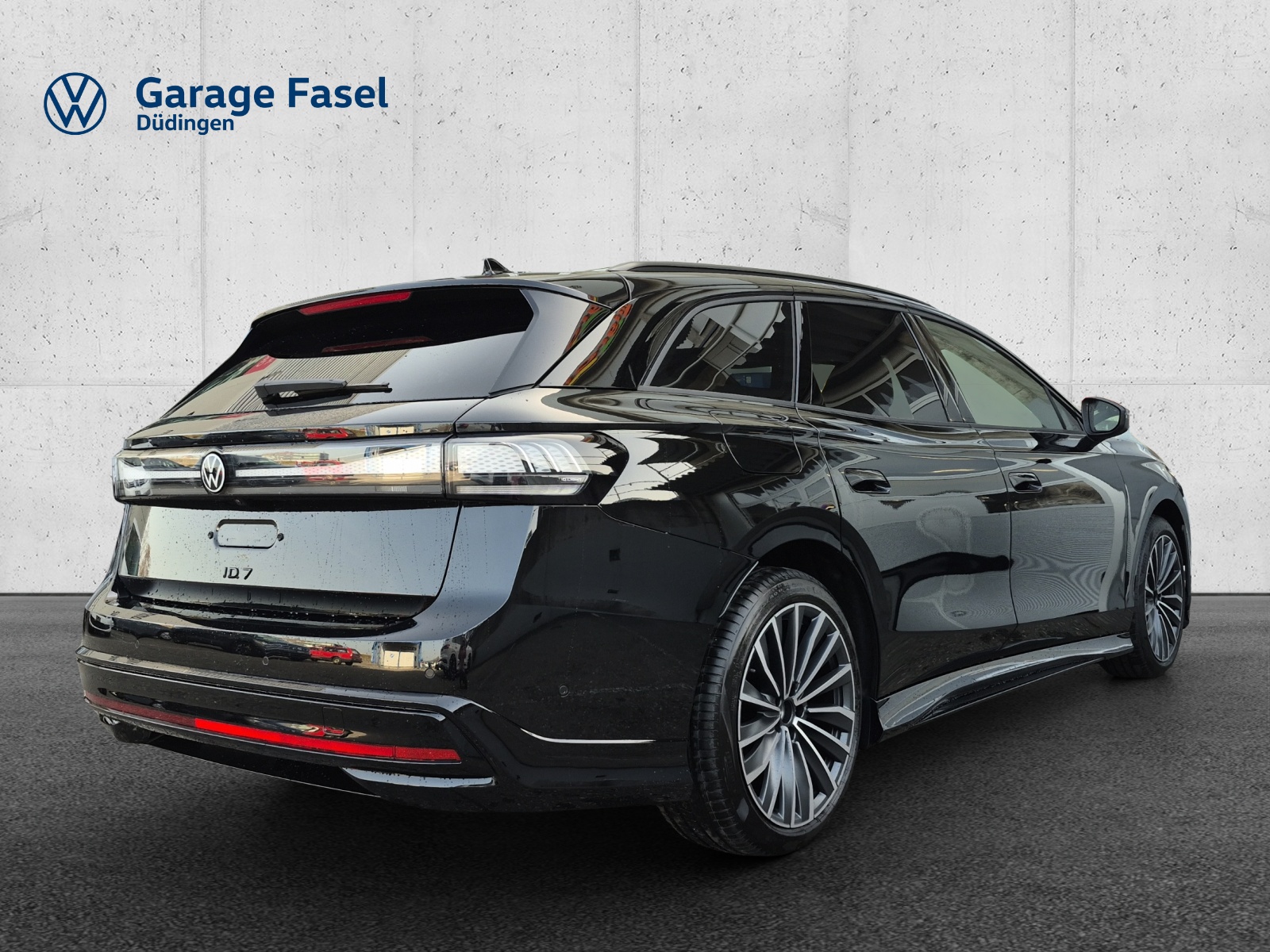 VW ID.7 Tourer Pro S 86 kWh Pro S United-image-4