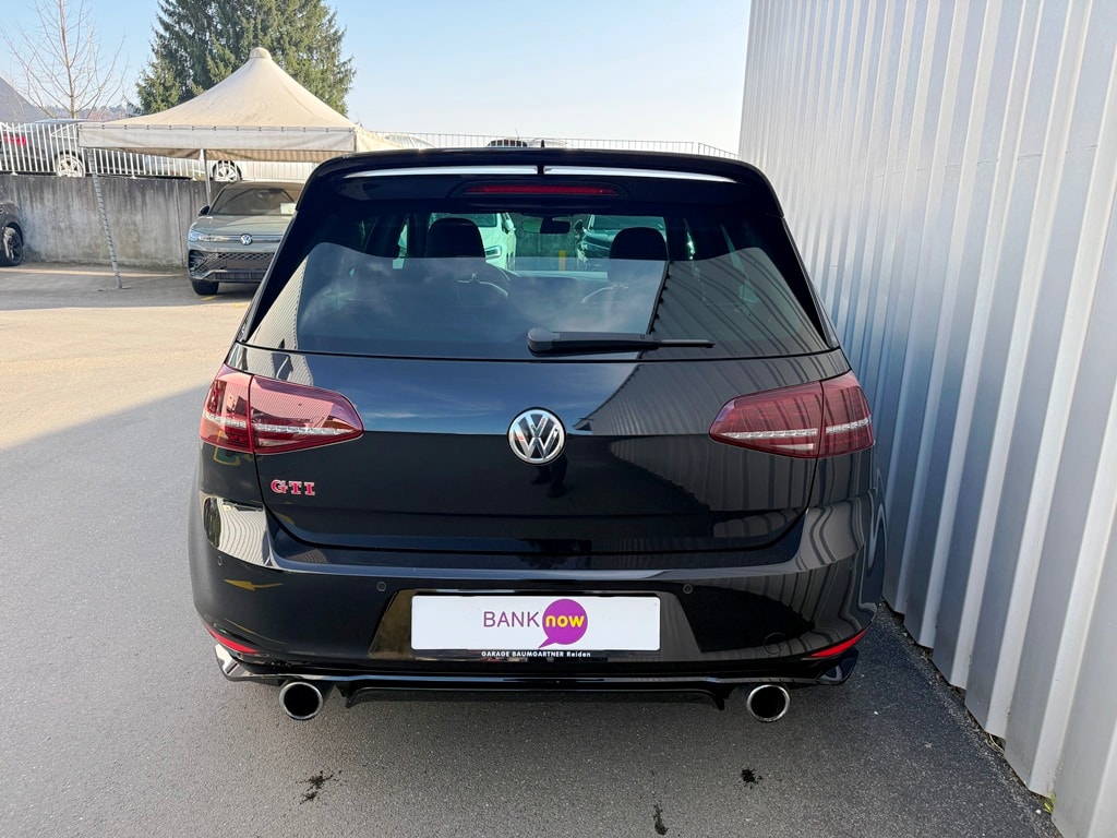 VW Golf 2.0 TSI GTI Clubsport DSG-image-4