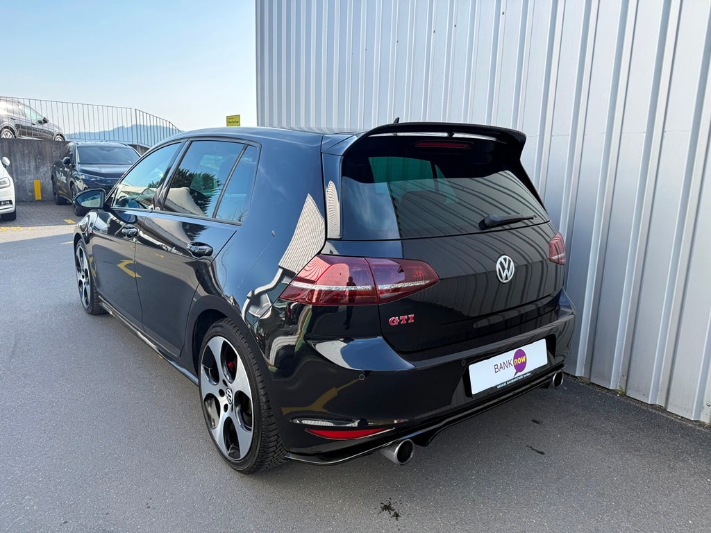 VW Golf 2.0 TSI GTI Clubsport DSG-image-3