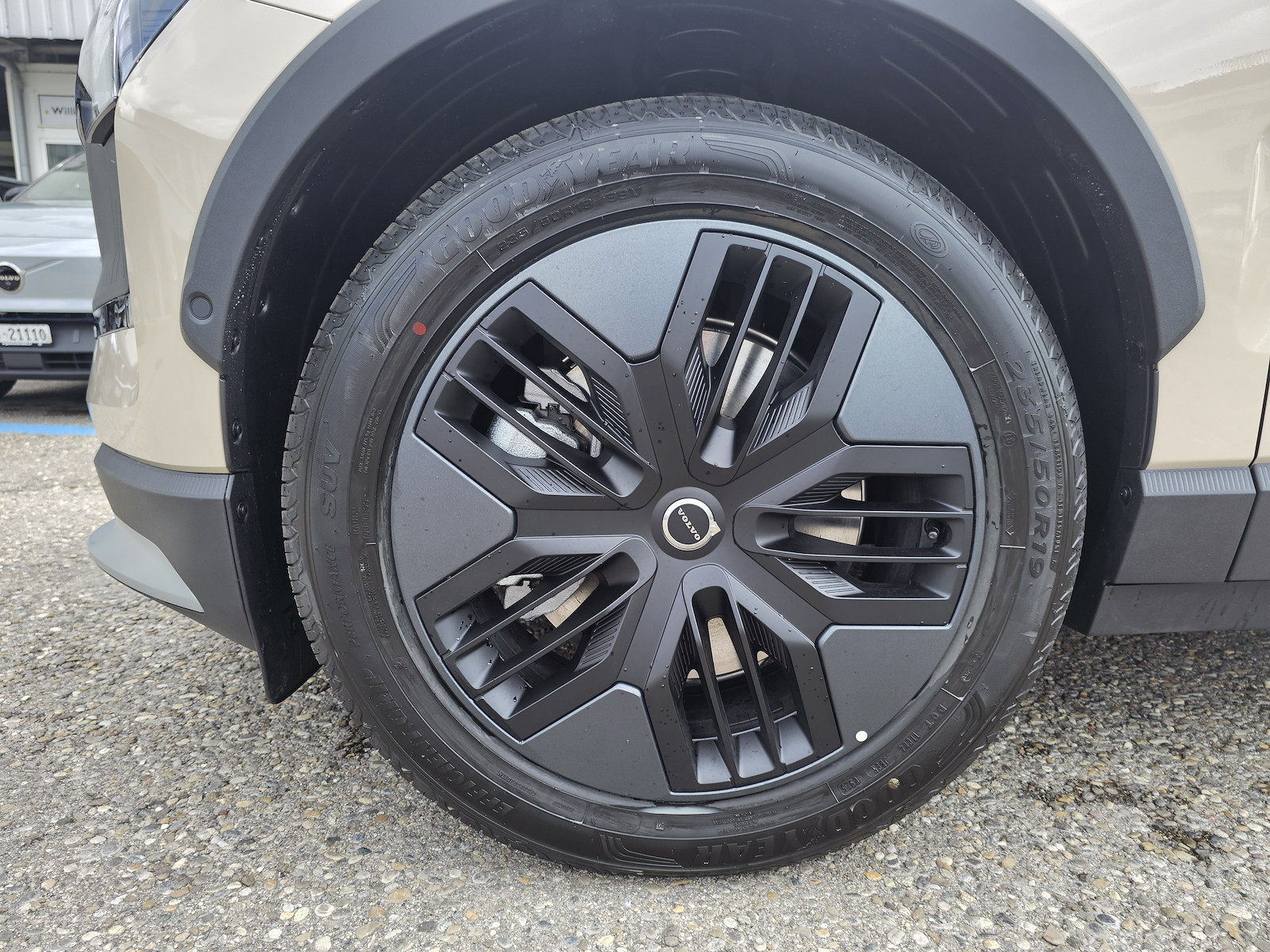 VOLVO EX 30 CC E60 Twin Performance AWD-image-15