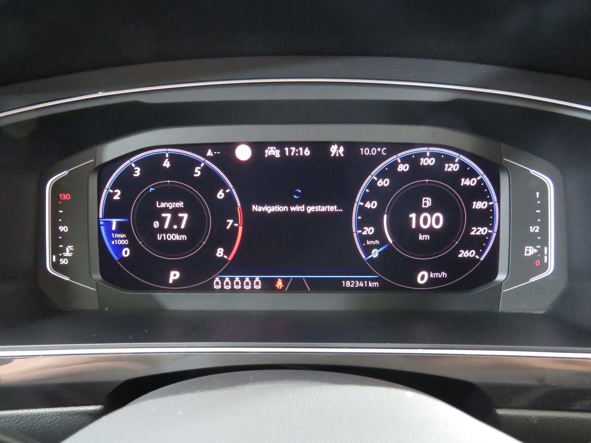 VW Tiguan Allspace 2.0 TSI R-Line 4-Motion 7-Plätzer DSG (AHK 2.5 t, Automat)-image-16