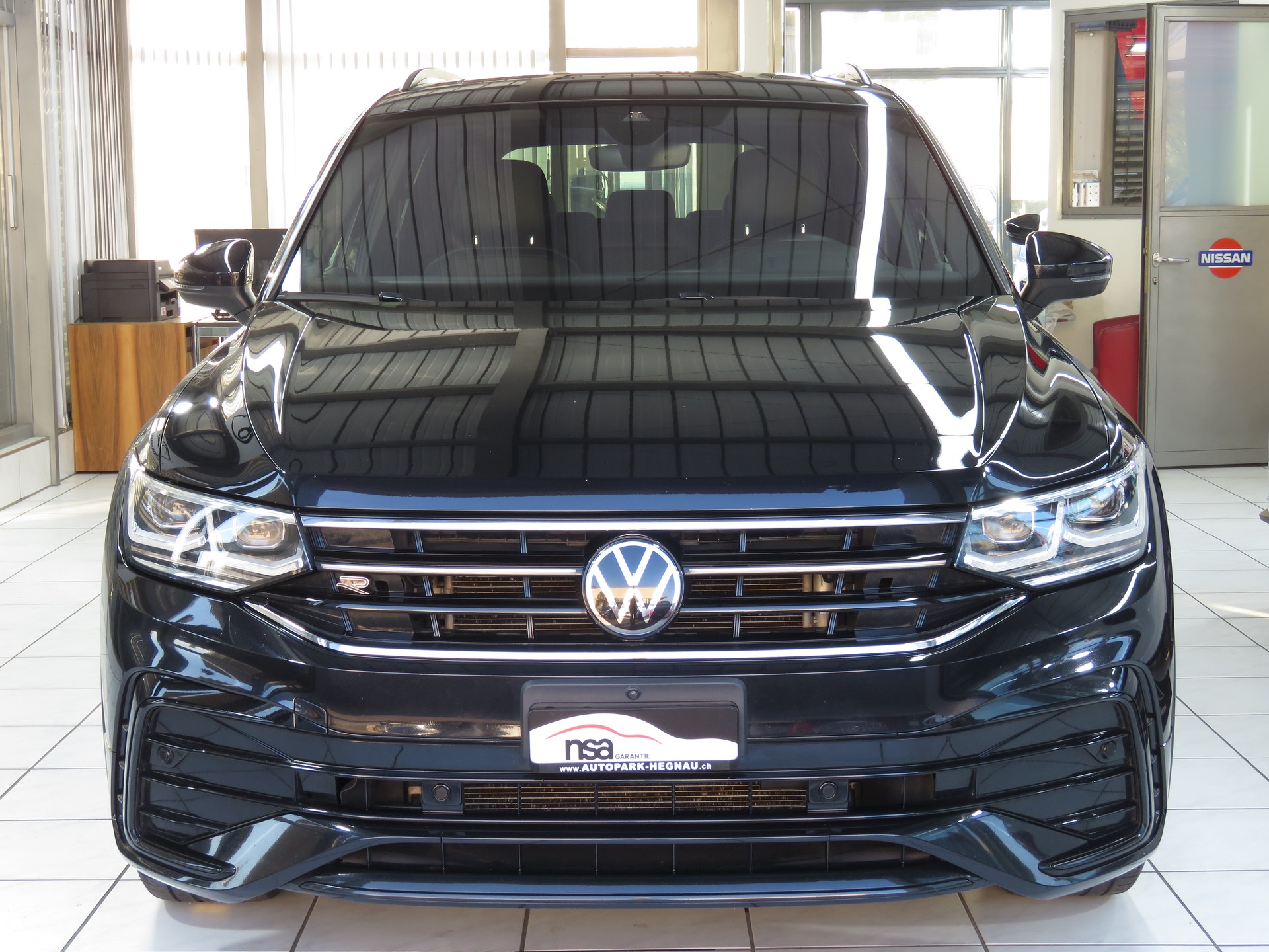 VW Tiguan Allspace 2.0 TSI R-Line 4-Motion 7-Plätzer DSG (AHK 2.5 t, Automat)-image-1